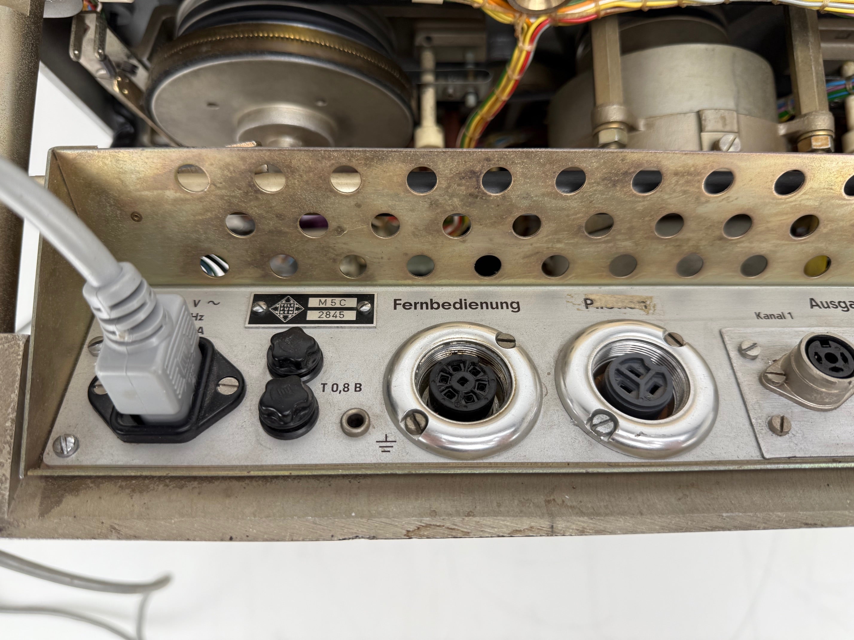 Telefunken M5C Stereo Reel To Reel Recorder With V396/397 Pre-Amps - Recapped/Calibrated