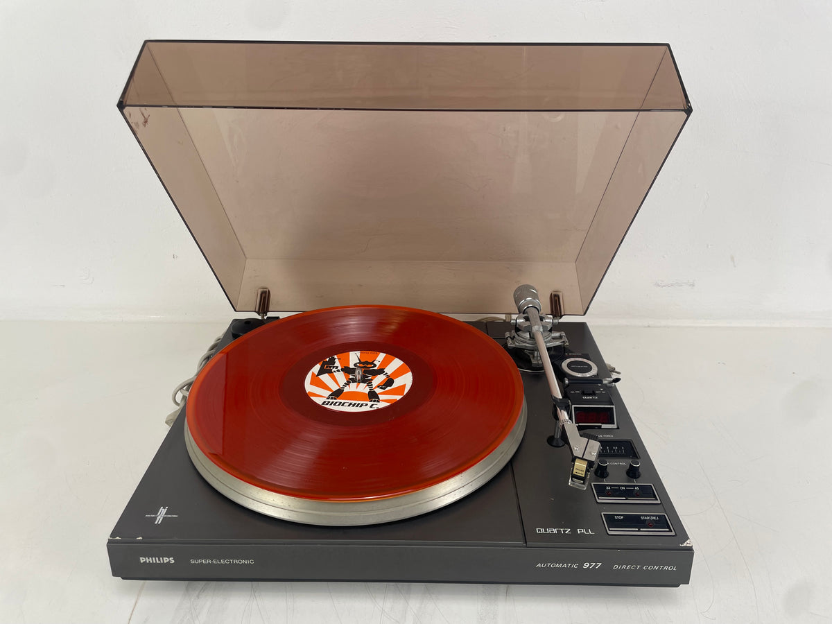 Philips – 977 – Automatic Quartz PLL Direct Control Turntable – Transport Secured