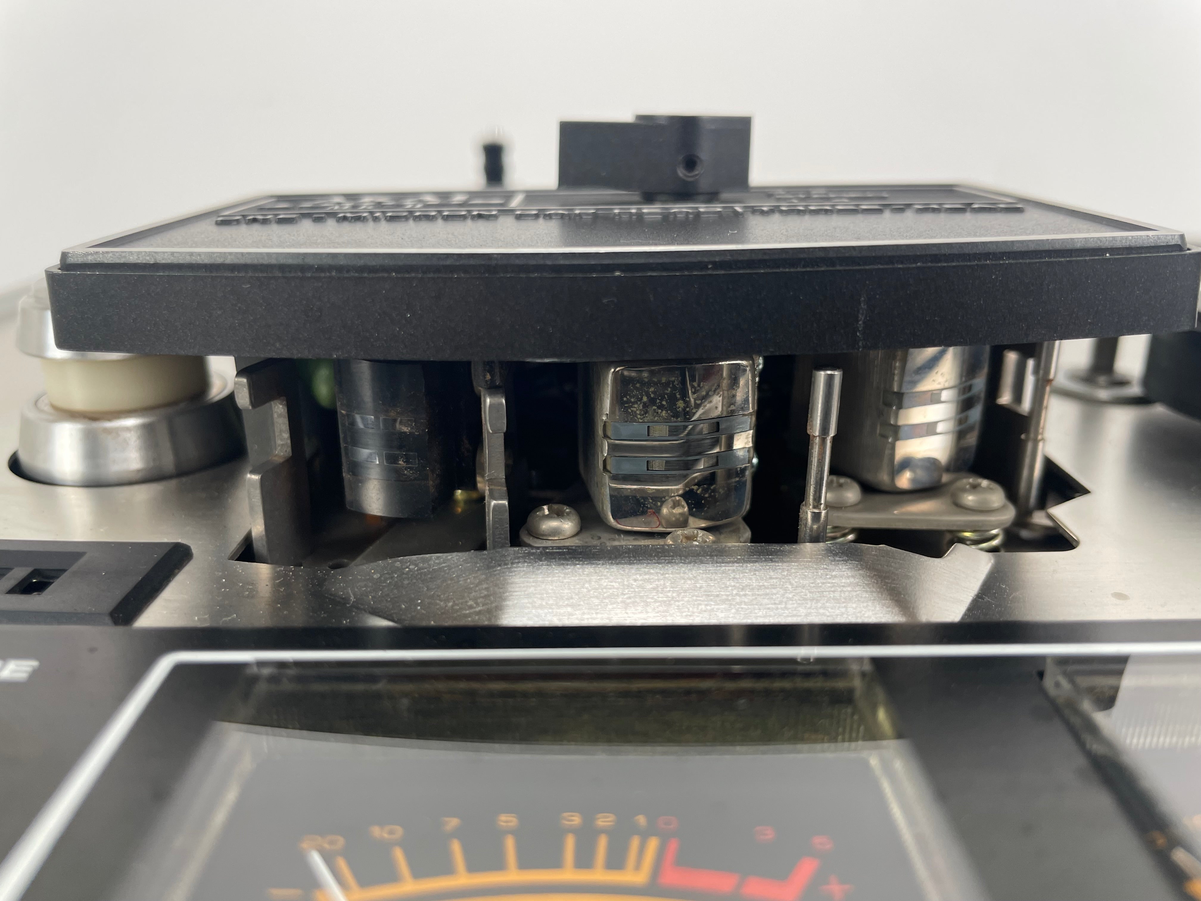 Akai - 4000DS MK2 - 18CM Reel-to-Reel Recorder - 3-Head - Serviced (Repaired/New Belts)