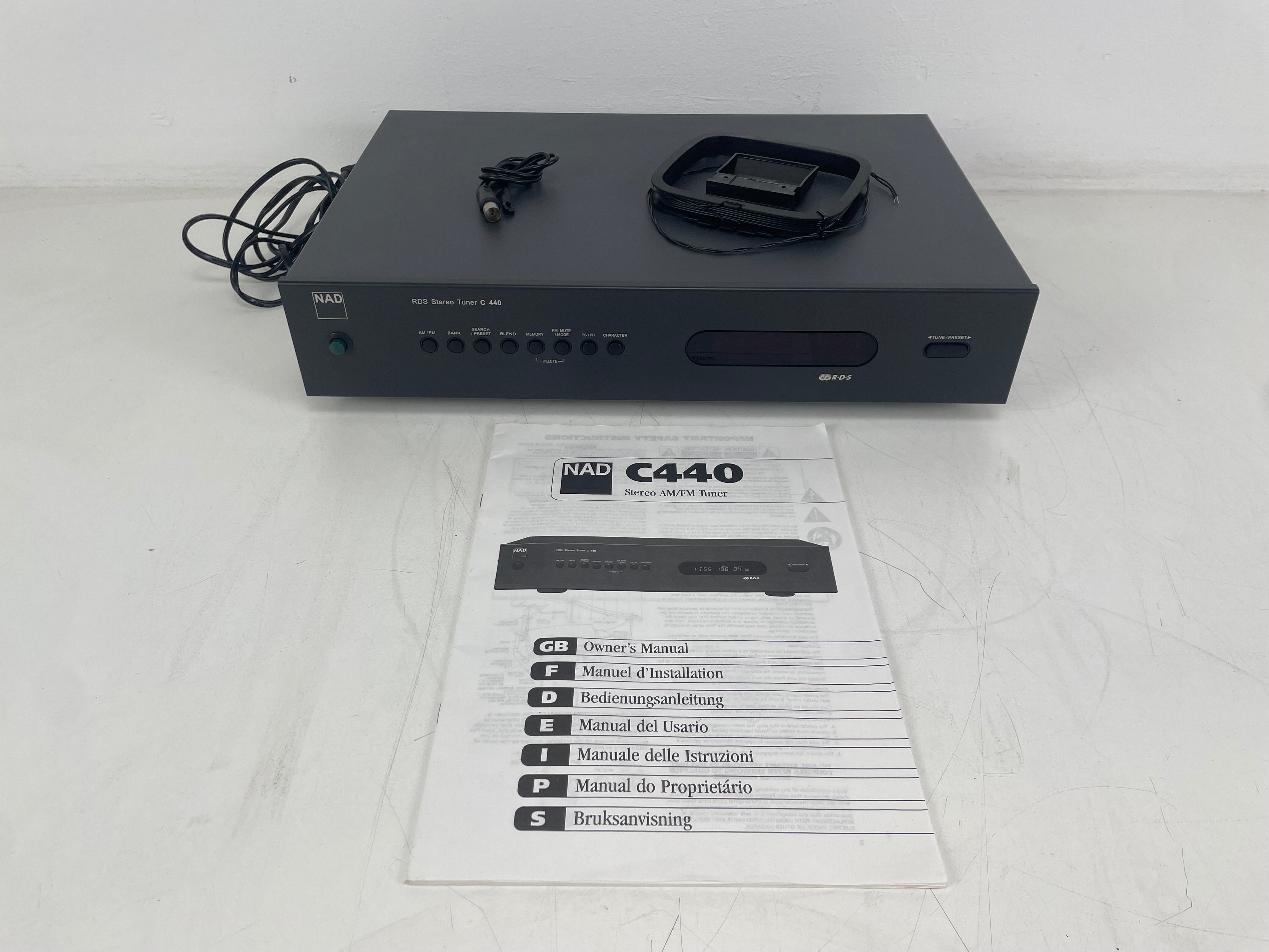 NAD - C440 - RDS Stereo Tuner - Inc. Manual, Antenna