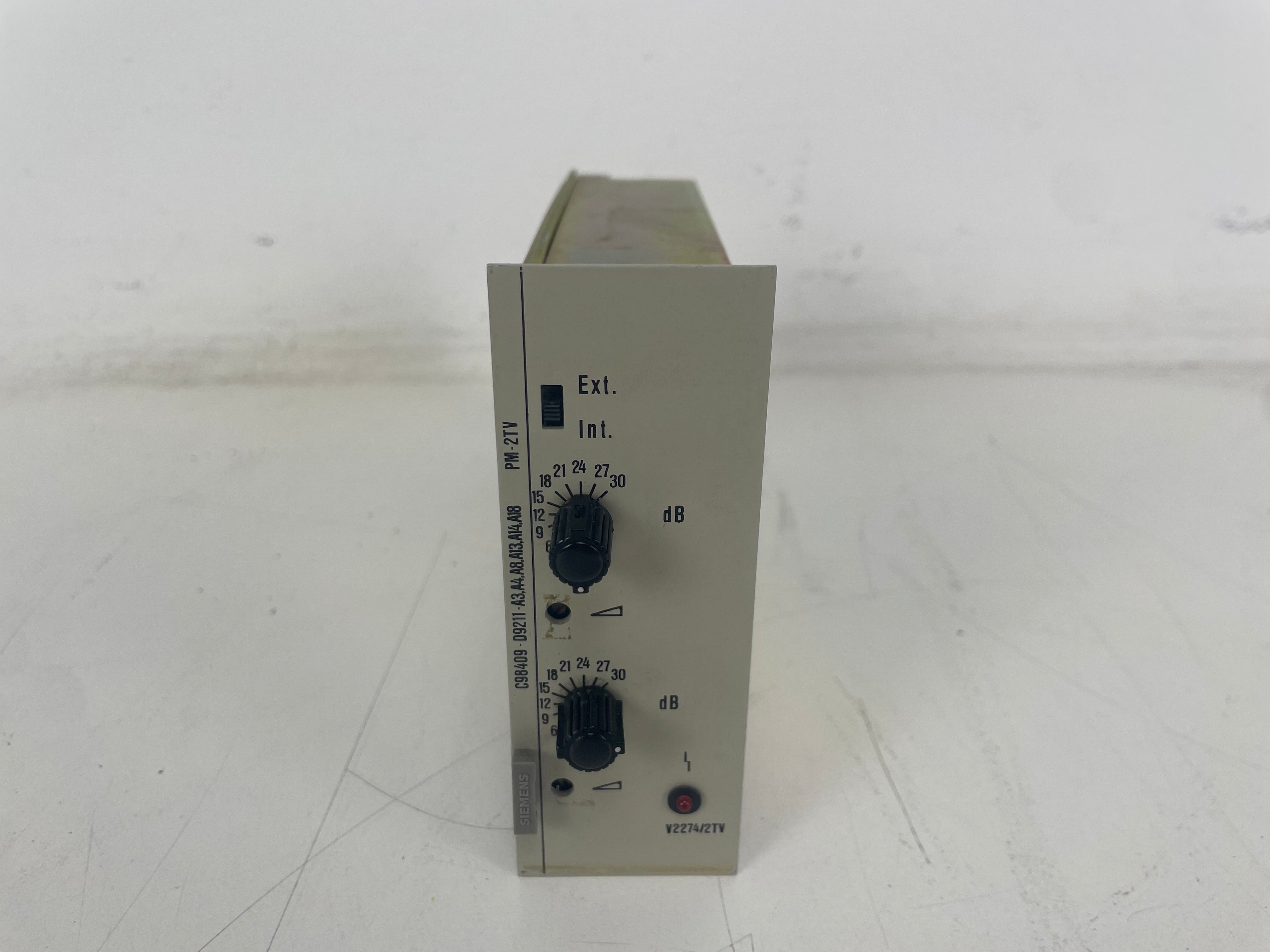 Siemens WSW - PM-2TV - Zweifach-Trennverstaeker - V2274 (No.2)