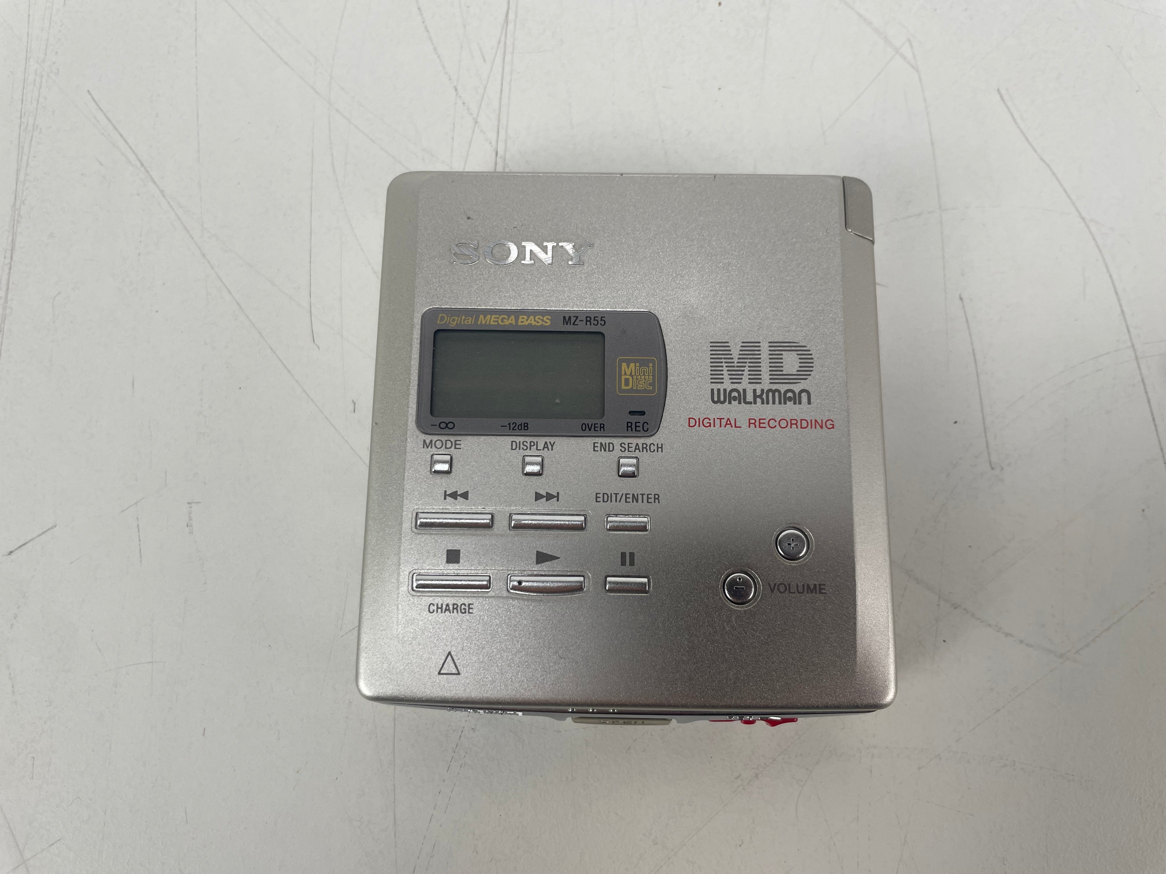Sony - MZ-R55 - MiniDisc Walkman - Inc. Original Adapter/Remote/Battery-Pack