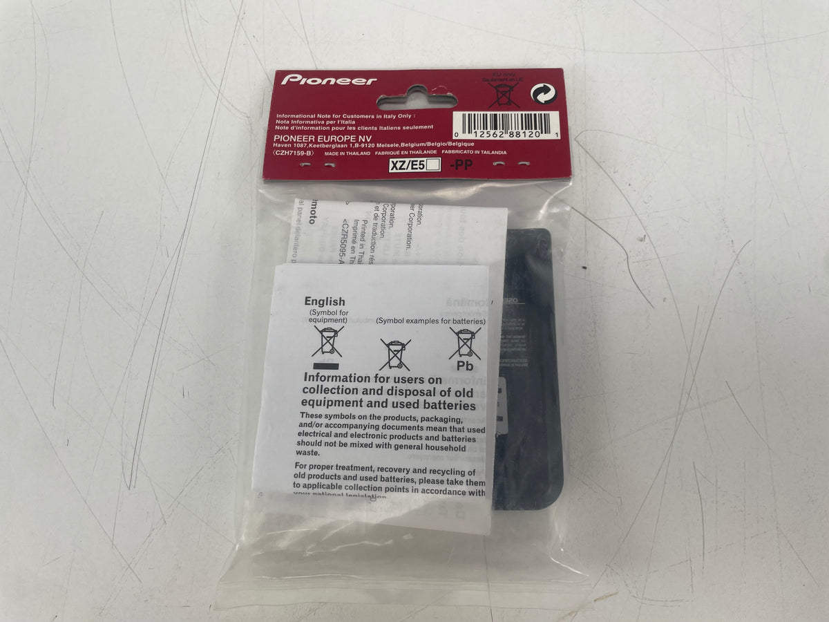 Pioneer - CD-R320 - Card Remote Control - NOS/Sealed