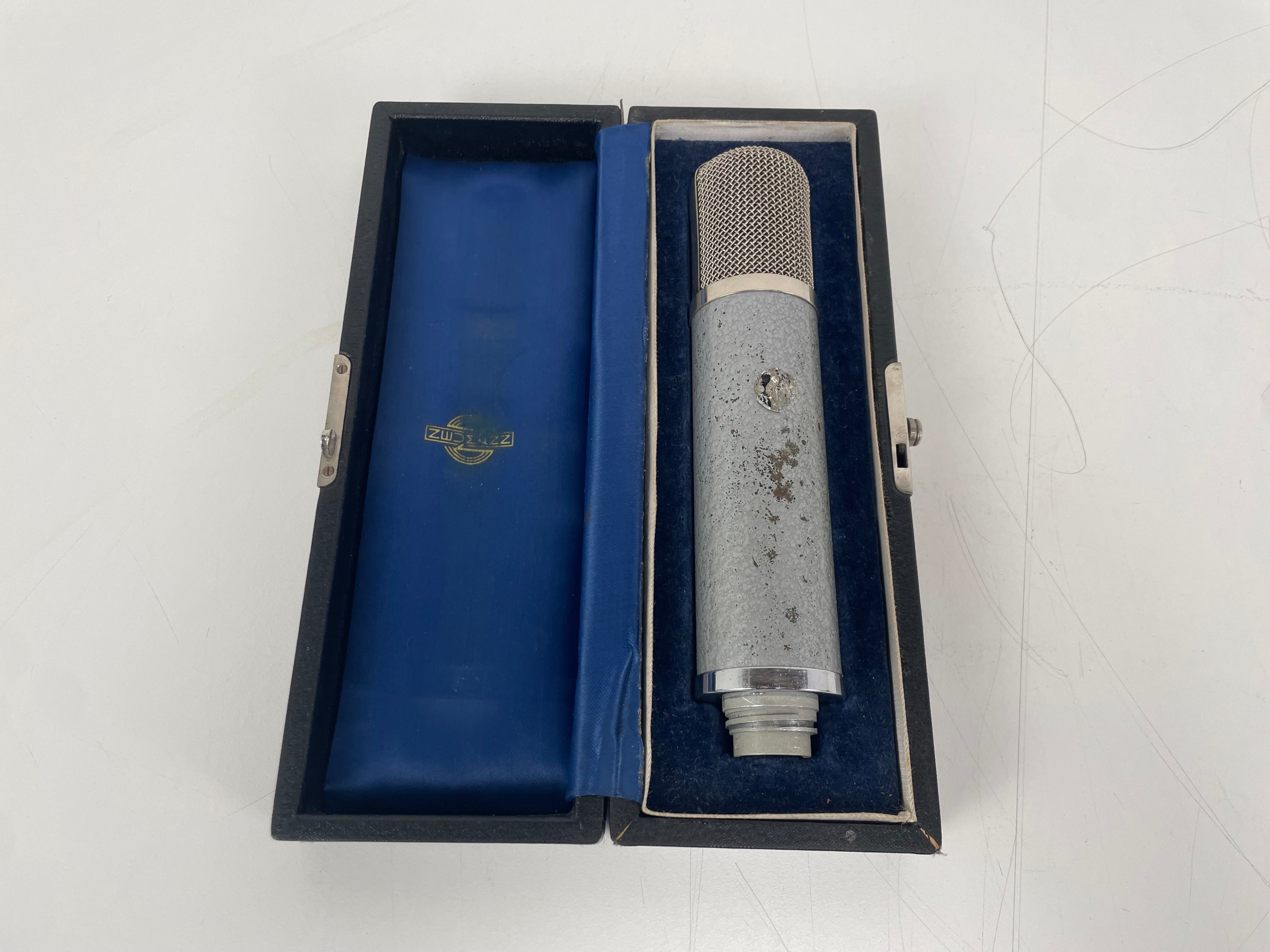 Neumann & Gefell - UM57 - Nr.991 - Tube Condenser Microphone - Serviced