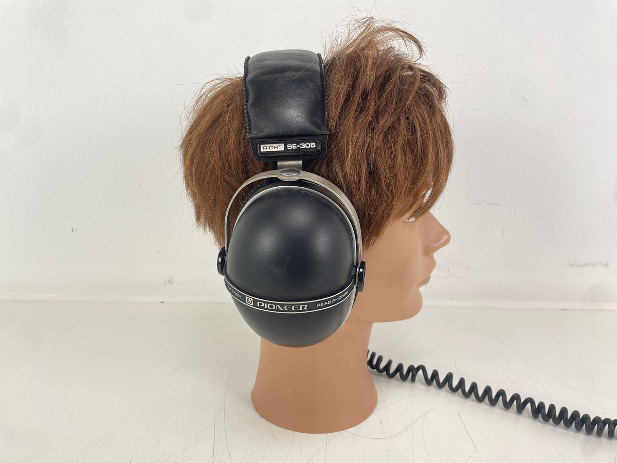 Pioneer – SE-305 – Vintage Stereo Headphones