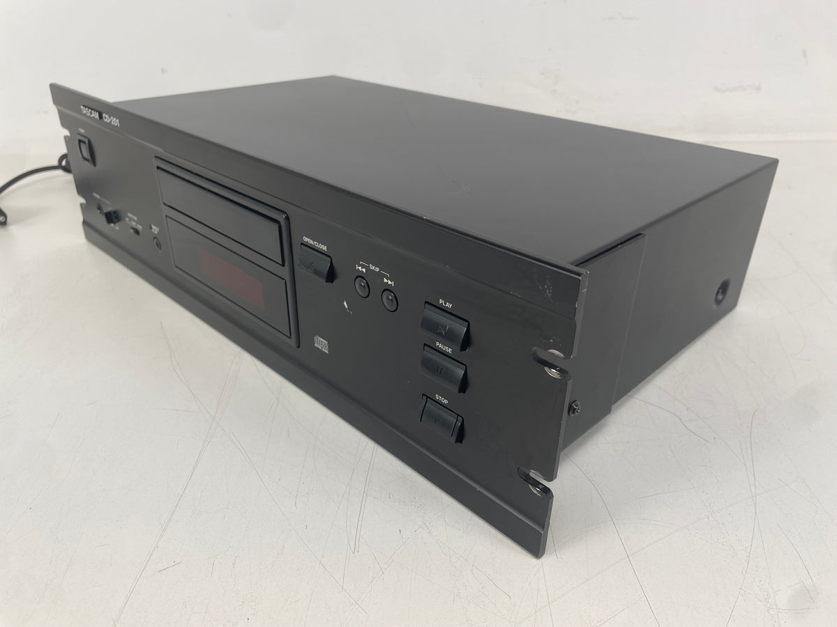Tascam – CD-201 – Professional CD Player – Serviced (Repaired/Repainted) – Remote Included