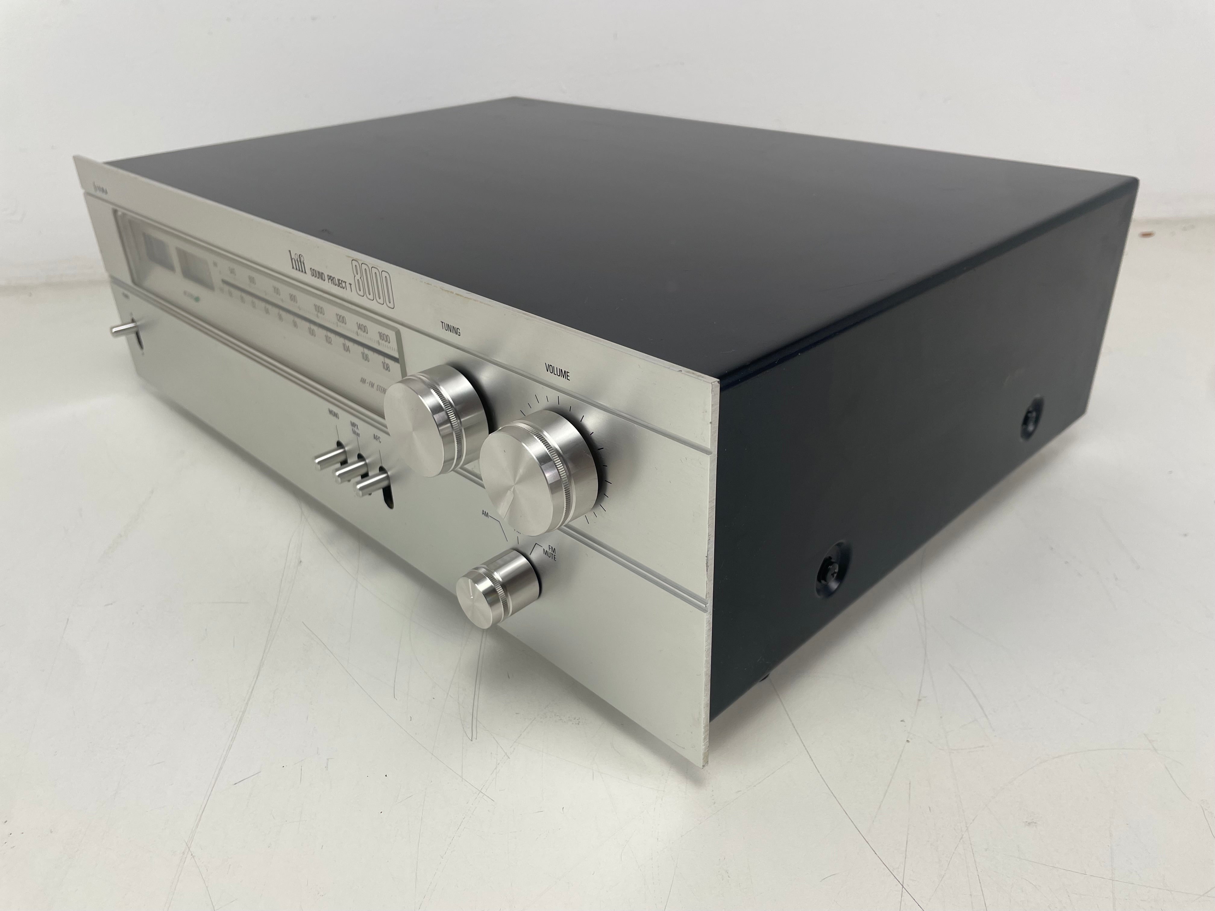Siera (Philips) - T8000 - Tuner - Serviced (New Lamps)