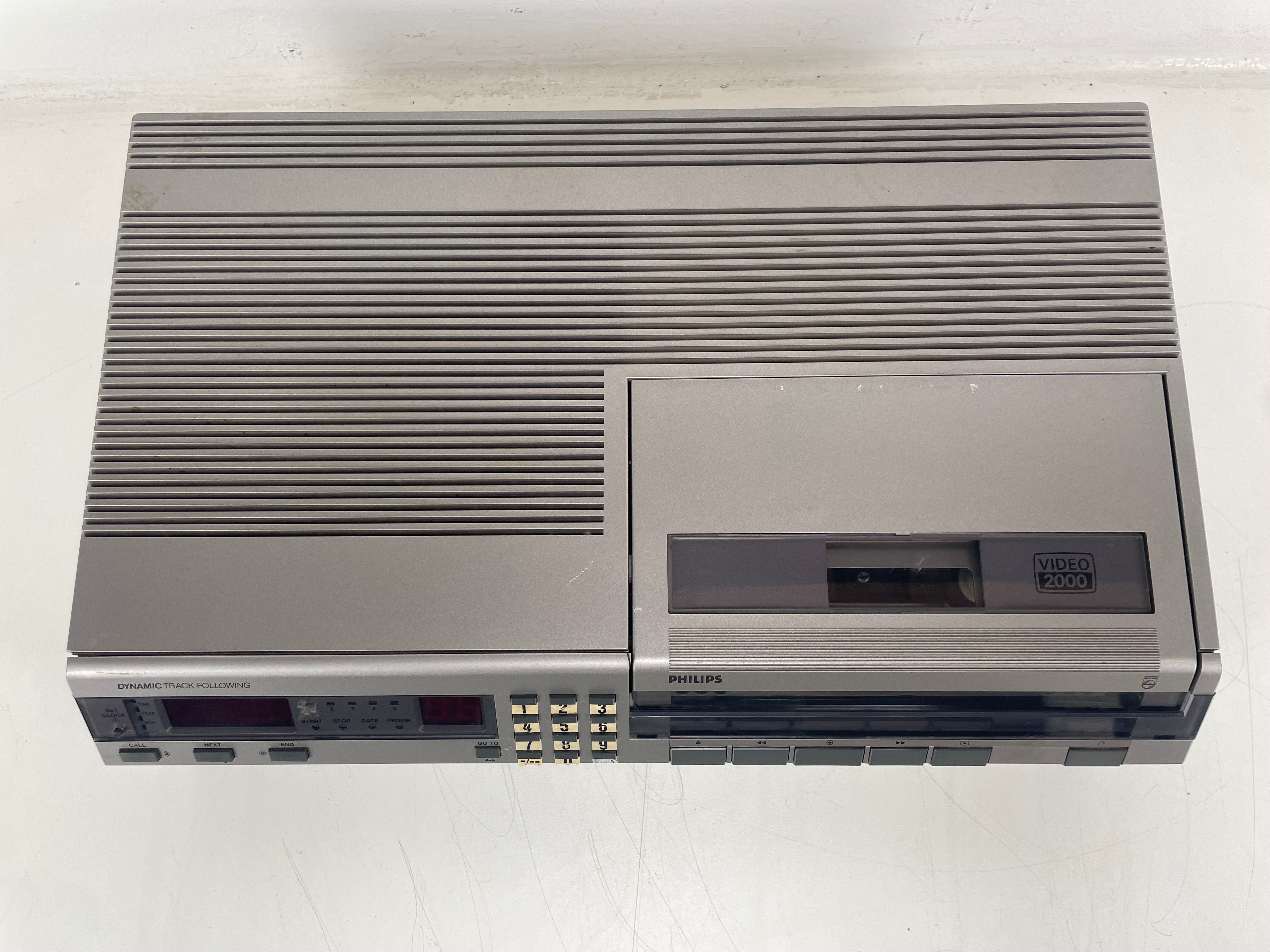 Philips - VR2334/10 - Video2000 - Serviced (Recapped/Repaired)
