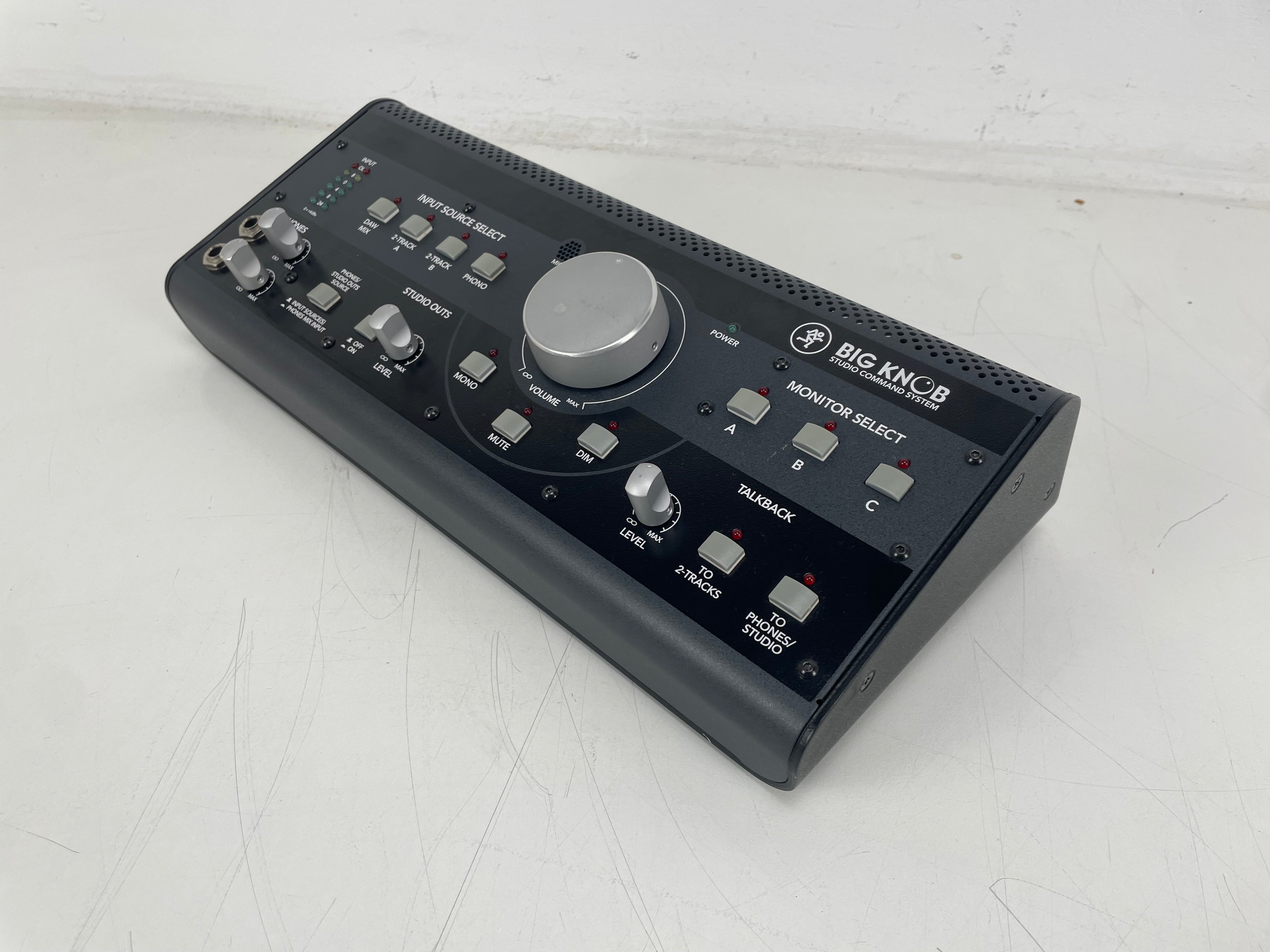 Mackie - Big Knob - Studio Command System - C03