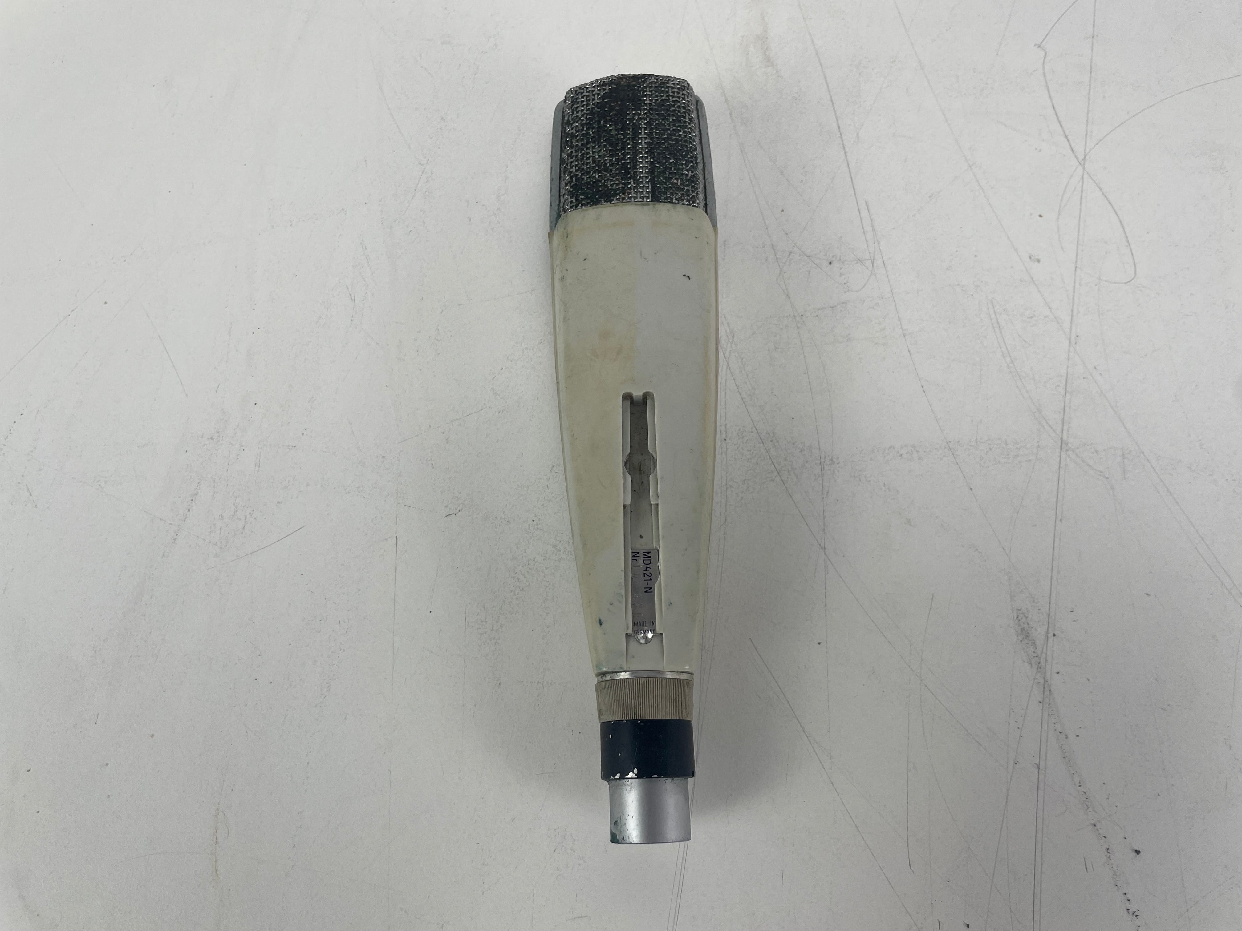 Sennheiser - MD421-N - Cardioid Dynamic Microphone - 30-17000Hz - Inc. Mount