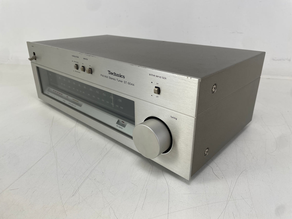 Technics – ST-8044 – FM/AM Stereo Tuner