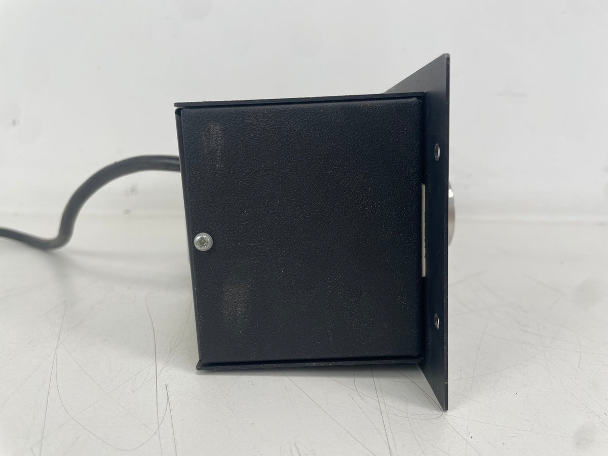 Pulsar – Zero 3000-II – 3-Channel Sound-to-Light Controller / Chaser – Power Tested Only – As Is