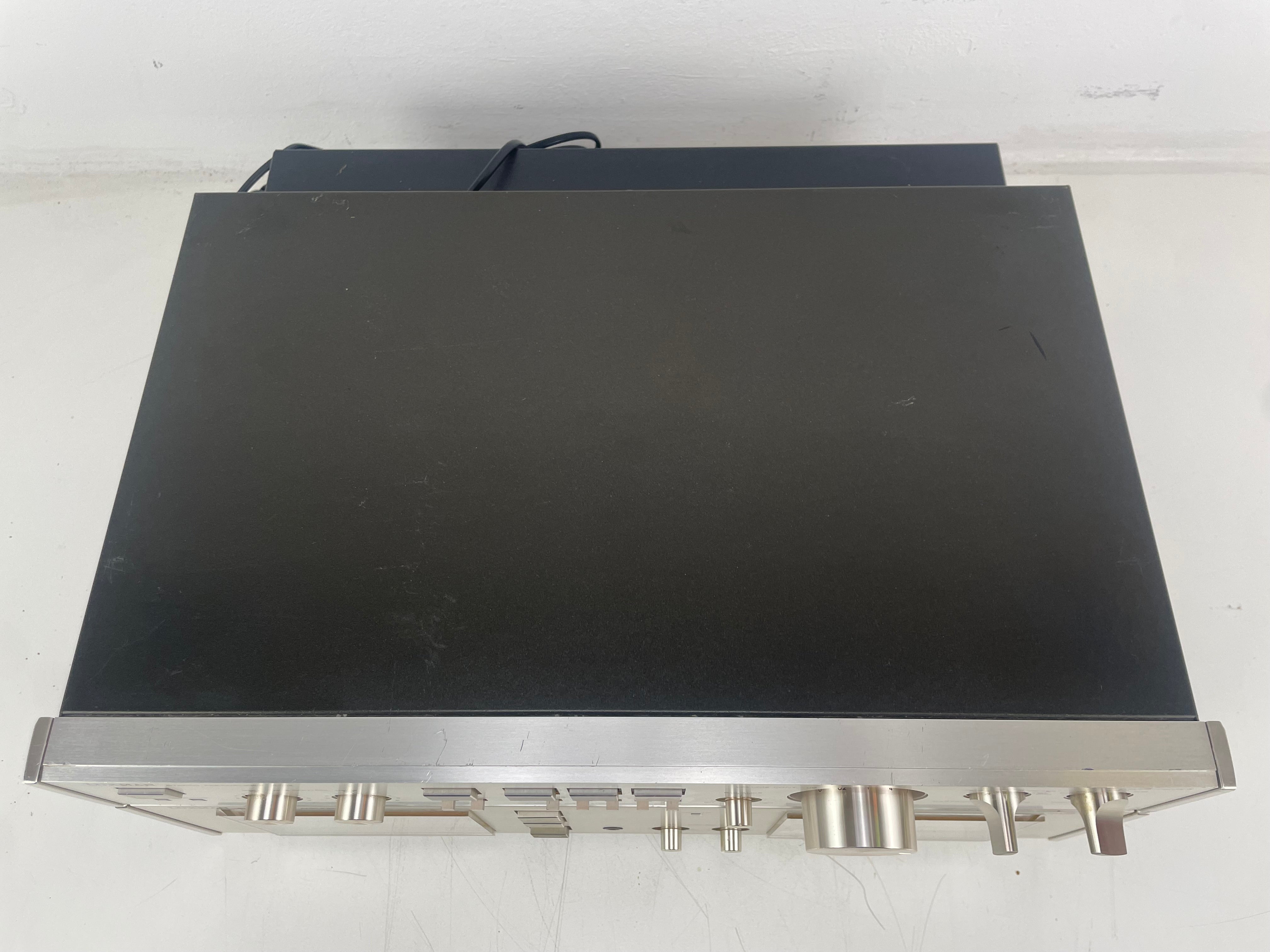 Luxman - C-02/M-02 - Power/Pre-Amplifier Set - Serviced (Repaired)