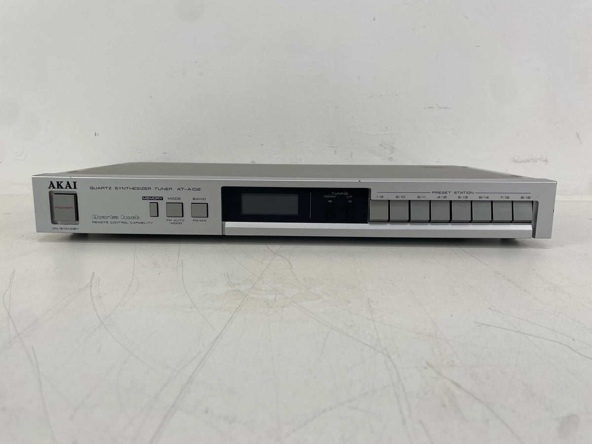 Akai – AT-A102 – Quartz Synthesizer FM/AM Tuner
