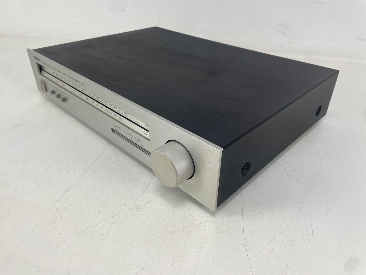 Yamaha – T-550 – AM/FM Stereo Tuner