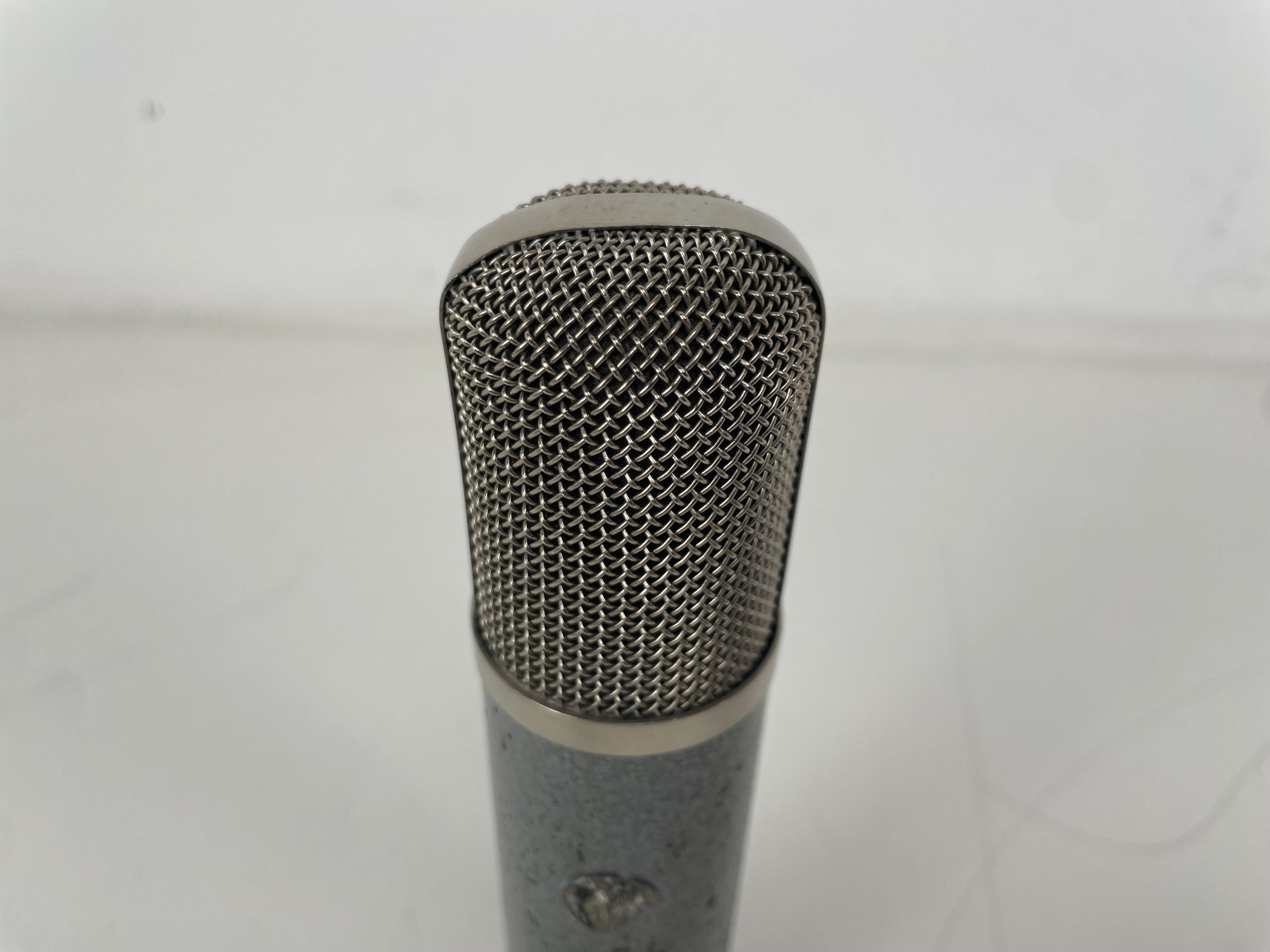 Neumann & Gefell - UM57 - Nr.991 - Tube Condenser Microphone - Serviced