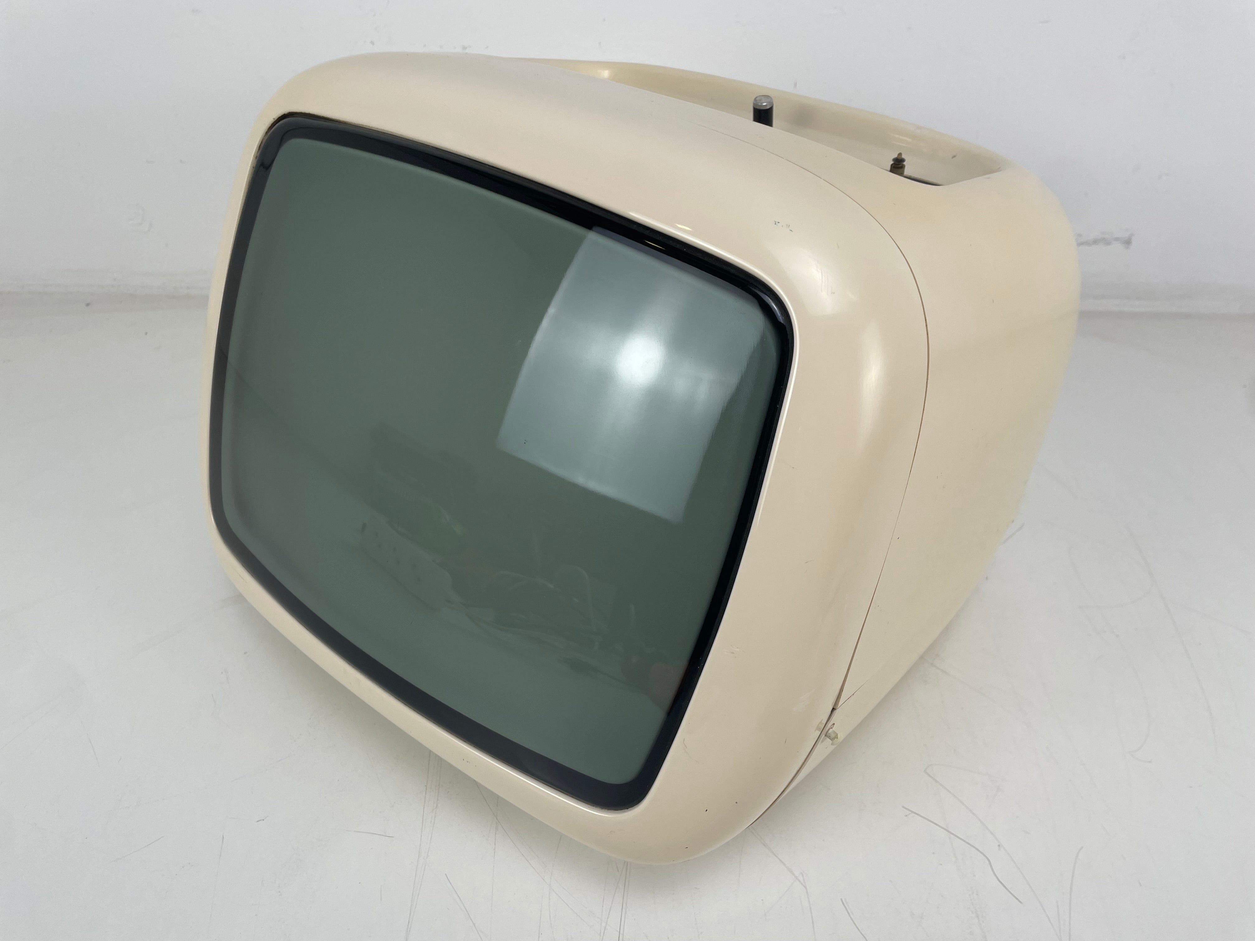 Tesla Orava - NP 4 156 - AB - B/W - CRT Television - Serviced (Repaired)