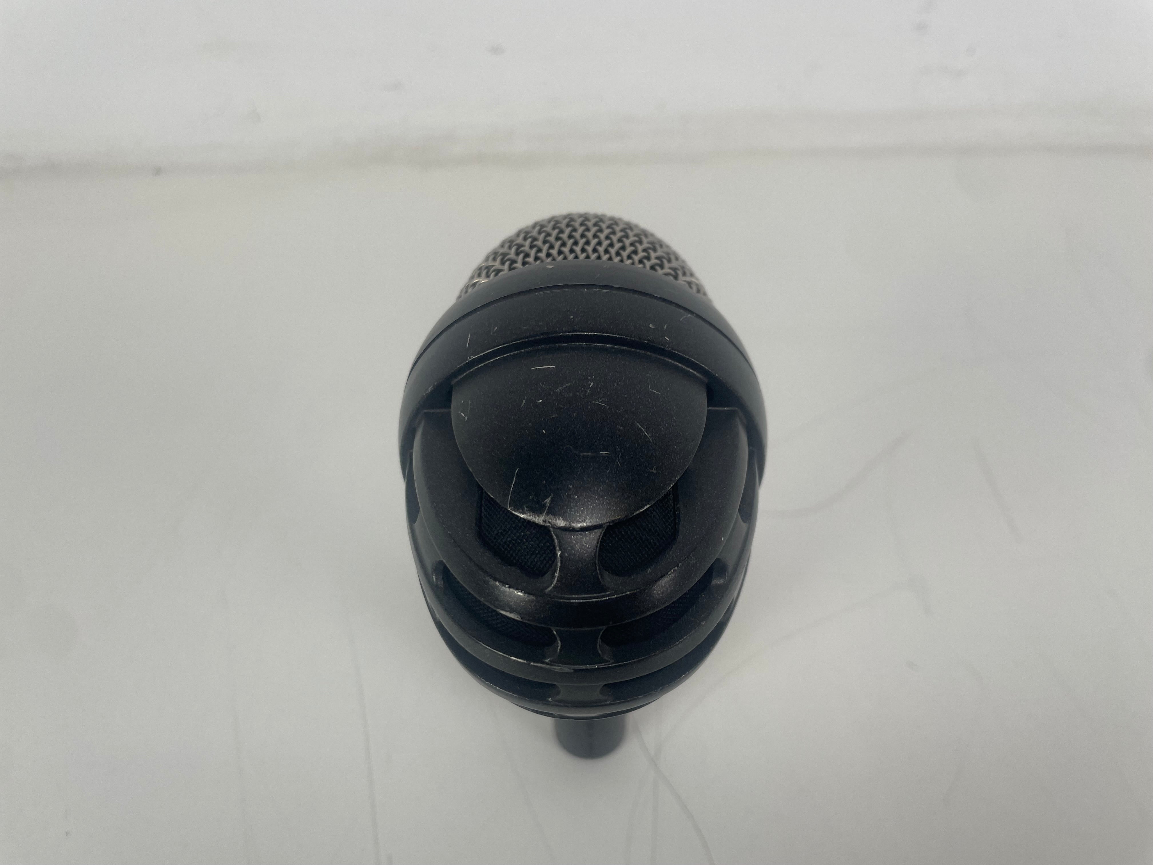 AKG - D112 - Large Diaphragm Dynamic Bass Drum Microphone - 210 Ohms