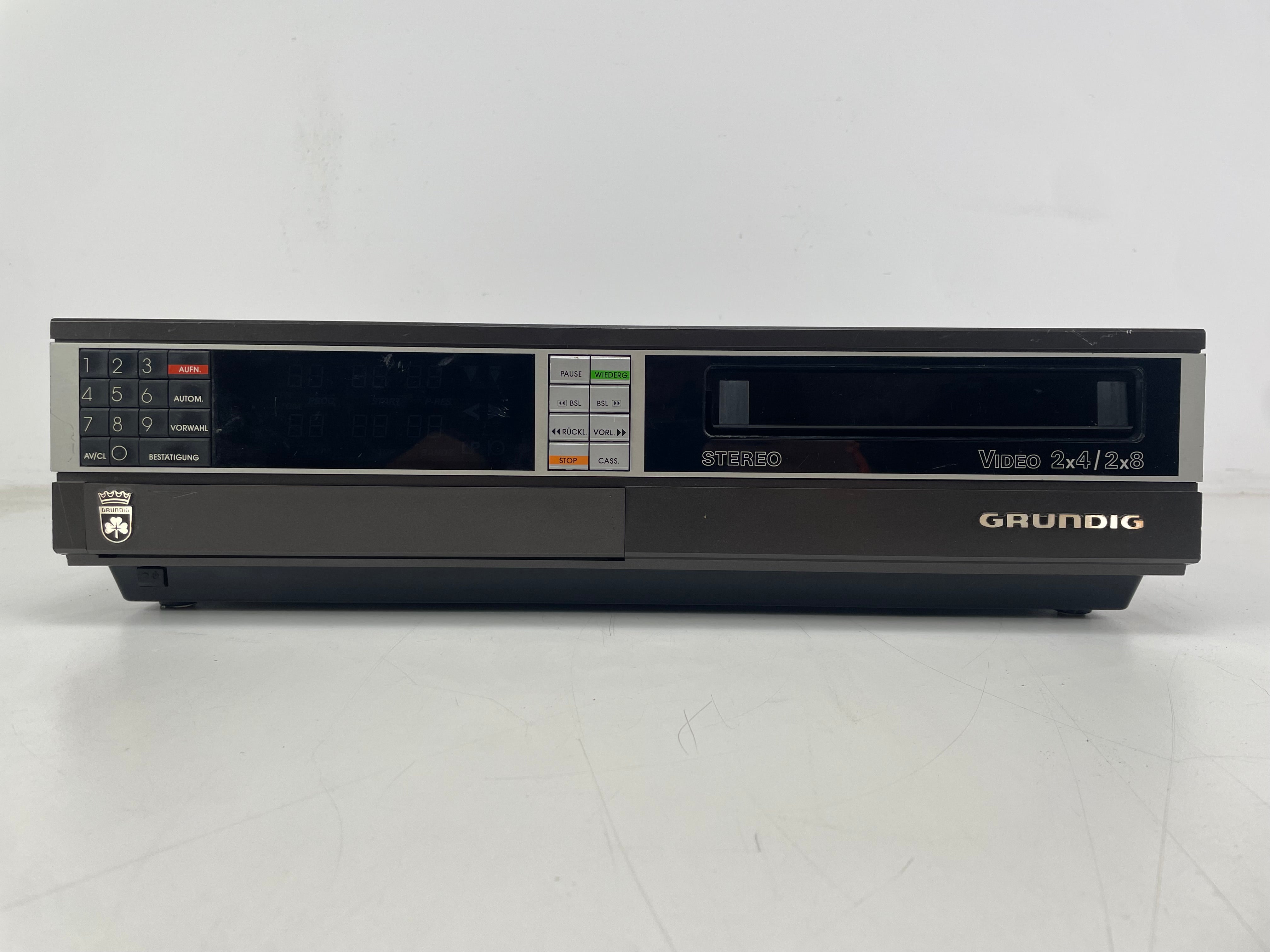 Grundig - Video 2x4/2x8 - 2280a - Video2000 - Video Cassette Recorder - Serviced (Recapped/Repaired)