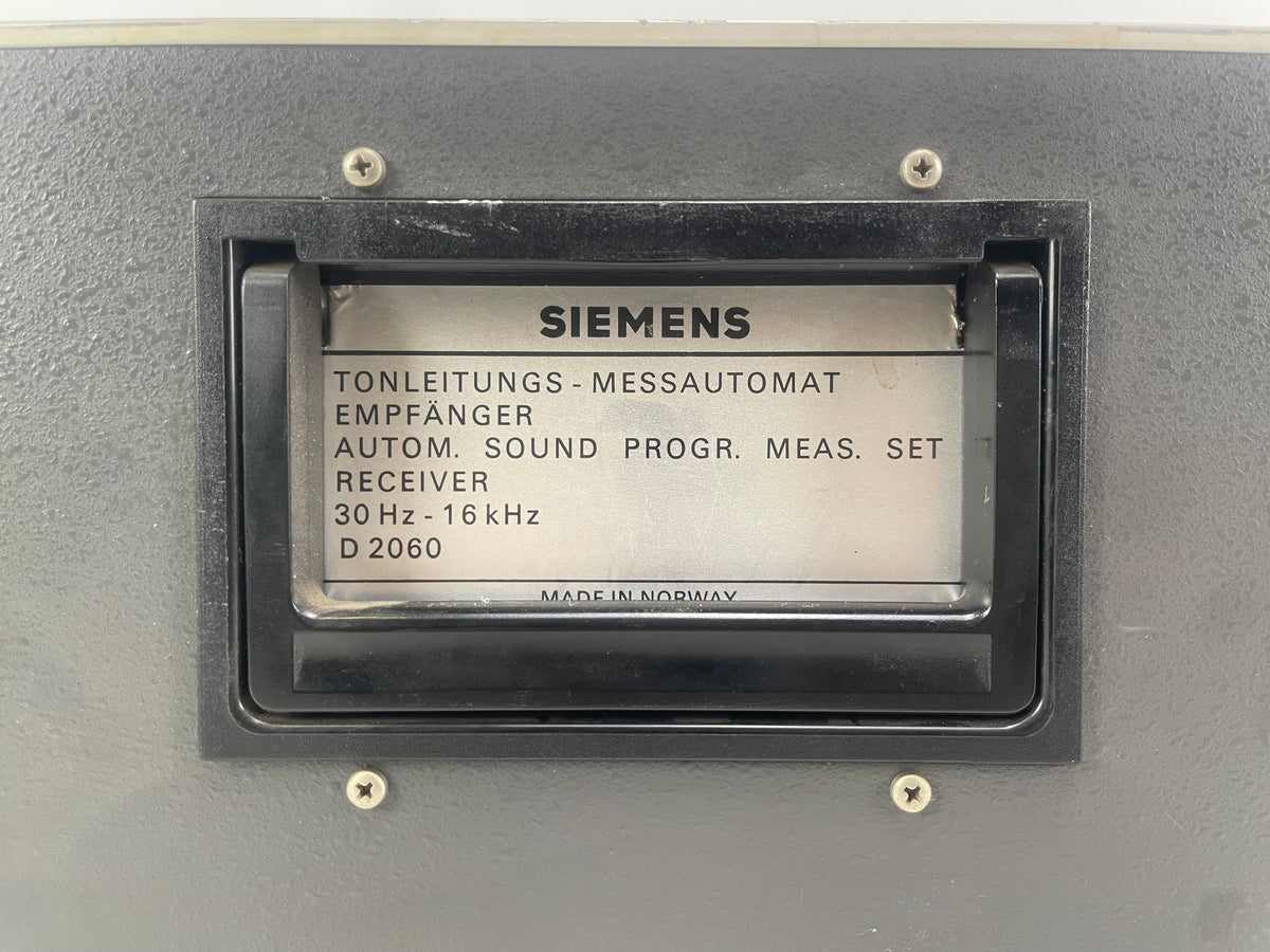 Siemens – W2060 – Automatic Sound Programme Measuring Set / Transmitter – Powers On – Untested