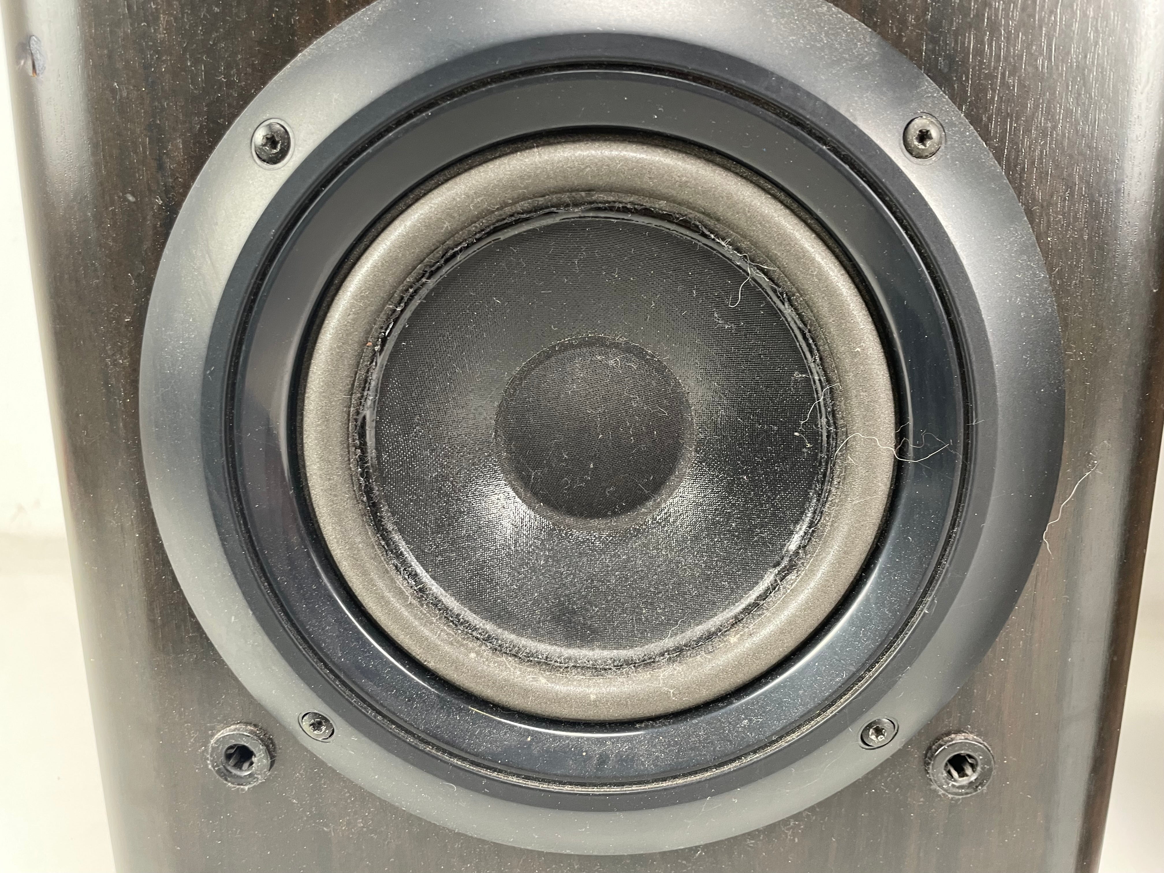 Philips - FB670 - Passive Bookshelf Speakers