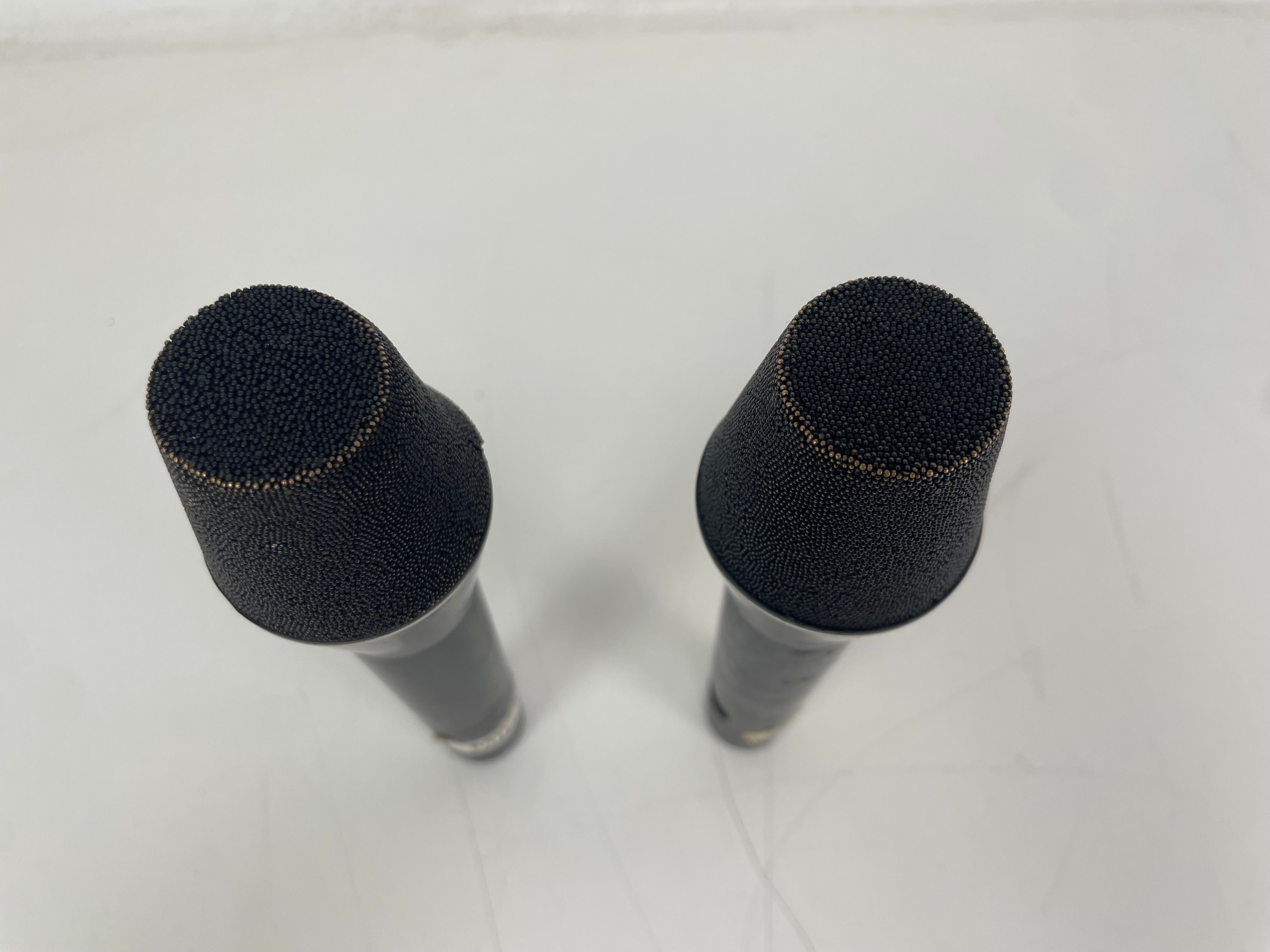 AKG - D222 - TWOWAYCARDIOID® Dynamic Microphone - Matched Pair - 1 Broken Grill - Inc. Specs/FQ-Sheet