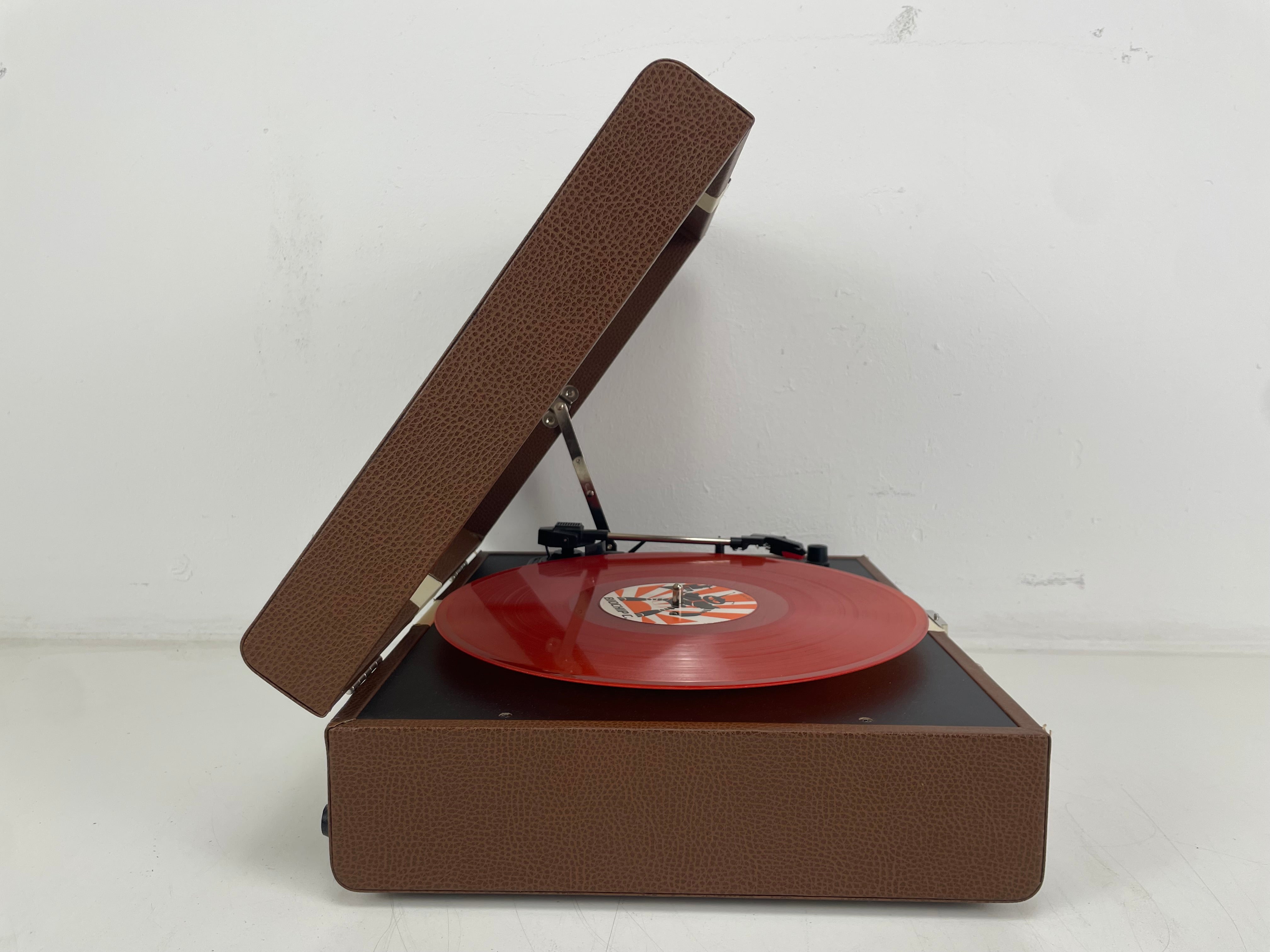 Classic Phono (Lenco) - TT-33 Brown - Portable Phono Suitcase - Speakers Built-In