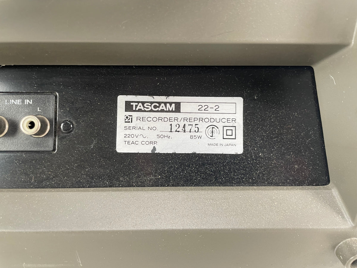 Tascam - 22-2 - 18CM - 3-Head - Reel-to-Reel Recorder