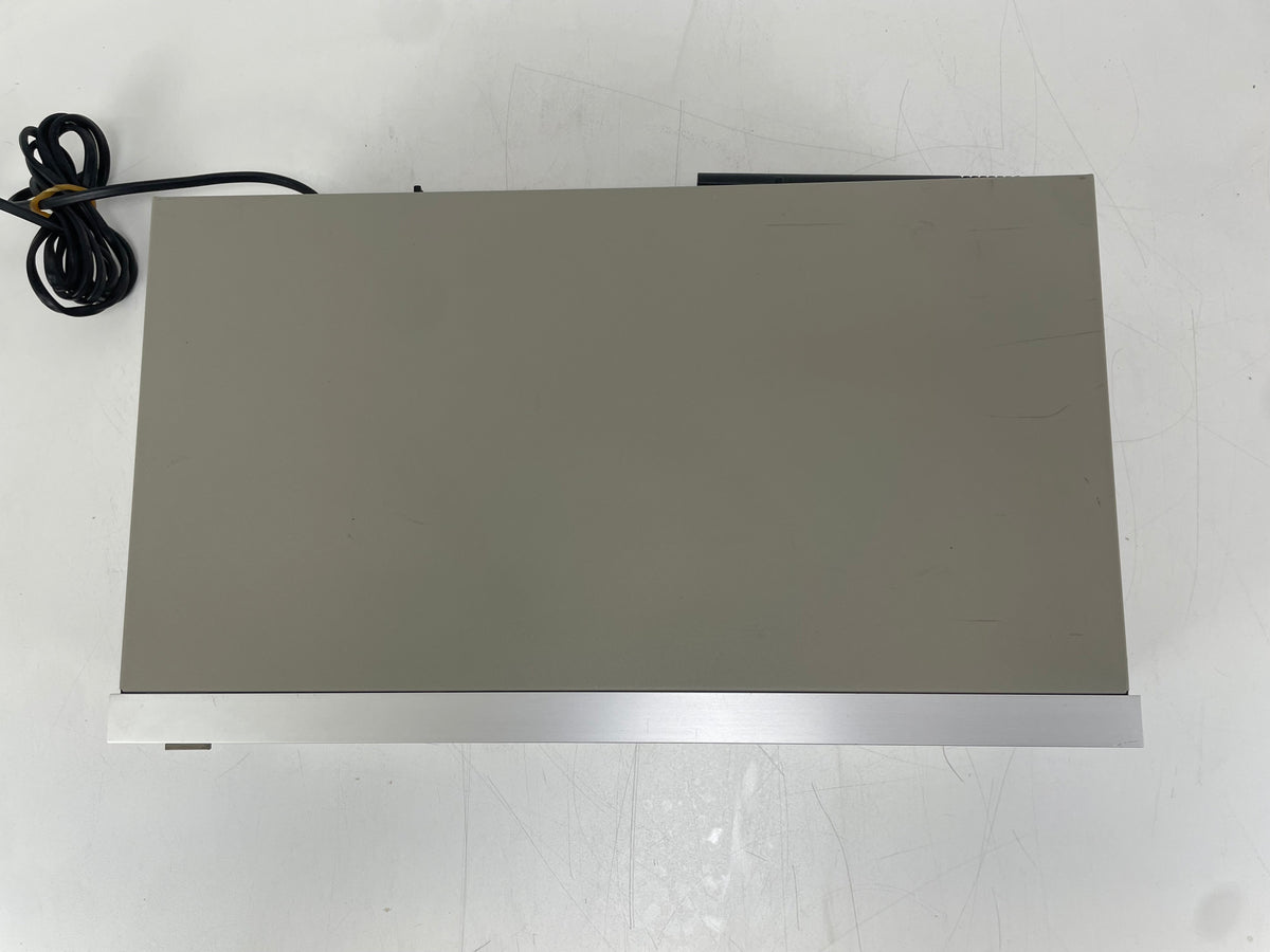 Hitachi – FT-5000 – Quartz Digital Synthesizer AM/FM Stereo Tuner