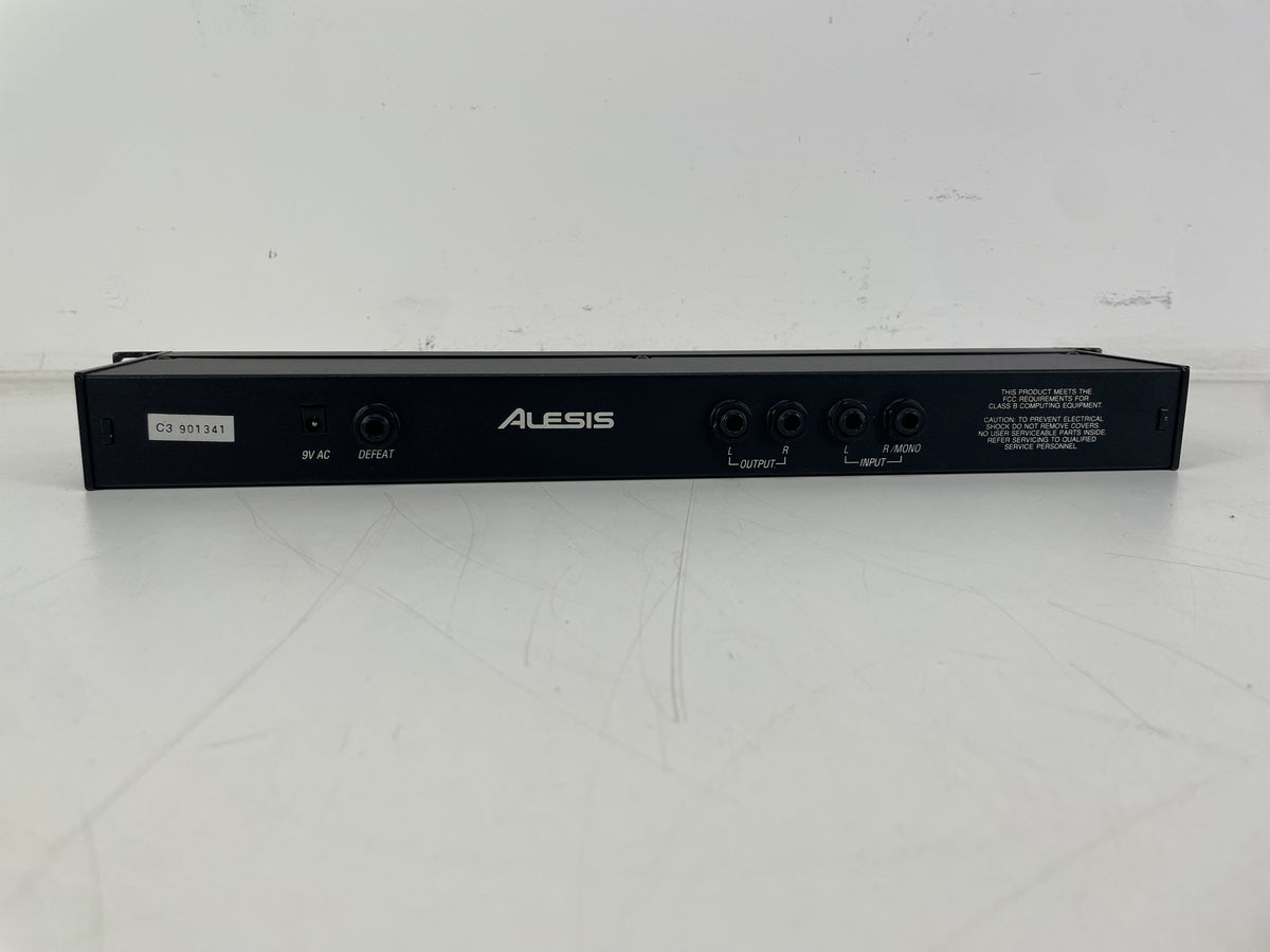 Alesis MicroVerb III – Digital Reverb & Delay Processor – Serviced (Pots Cleaned)