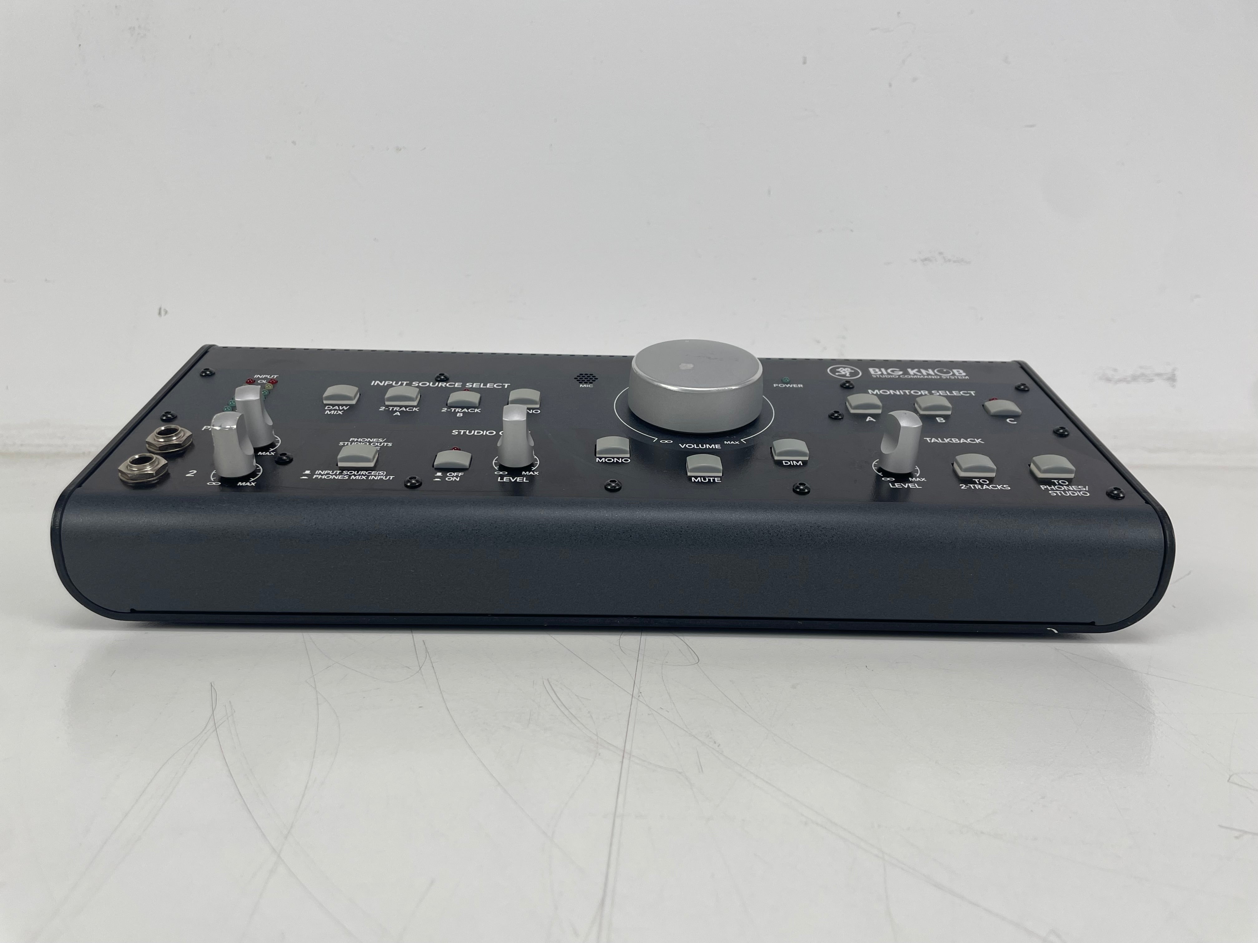 Mackie - Big Knob - Studio Command System - C03
