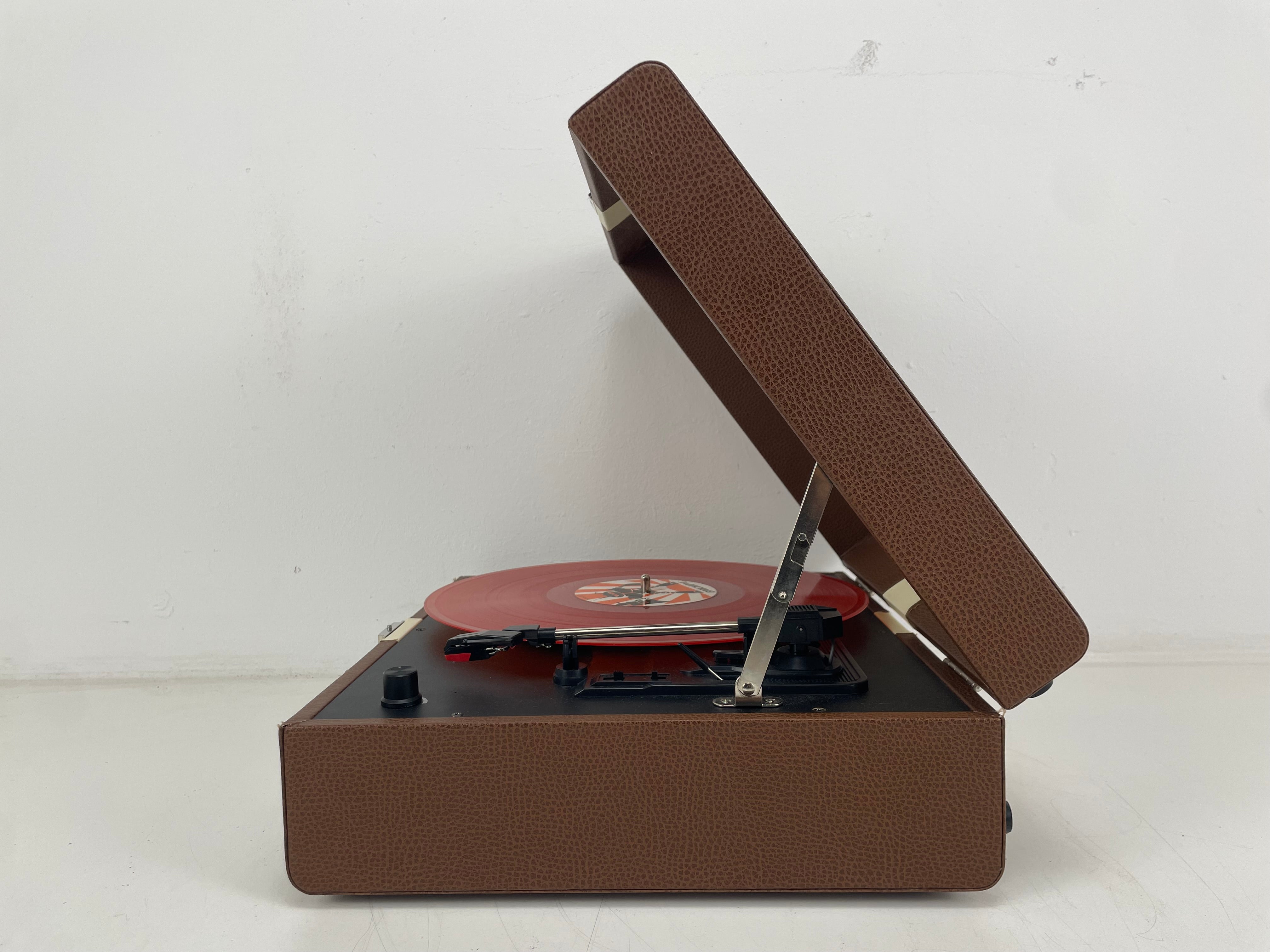 Classic Phono (Lenco) - TT-33 Brown - Portable Phono Suitcase - Speakers Built-In