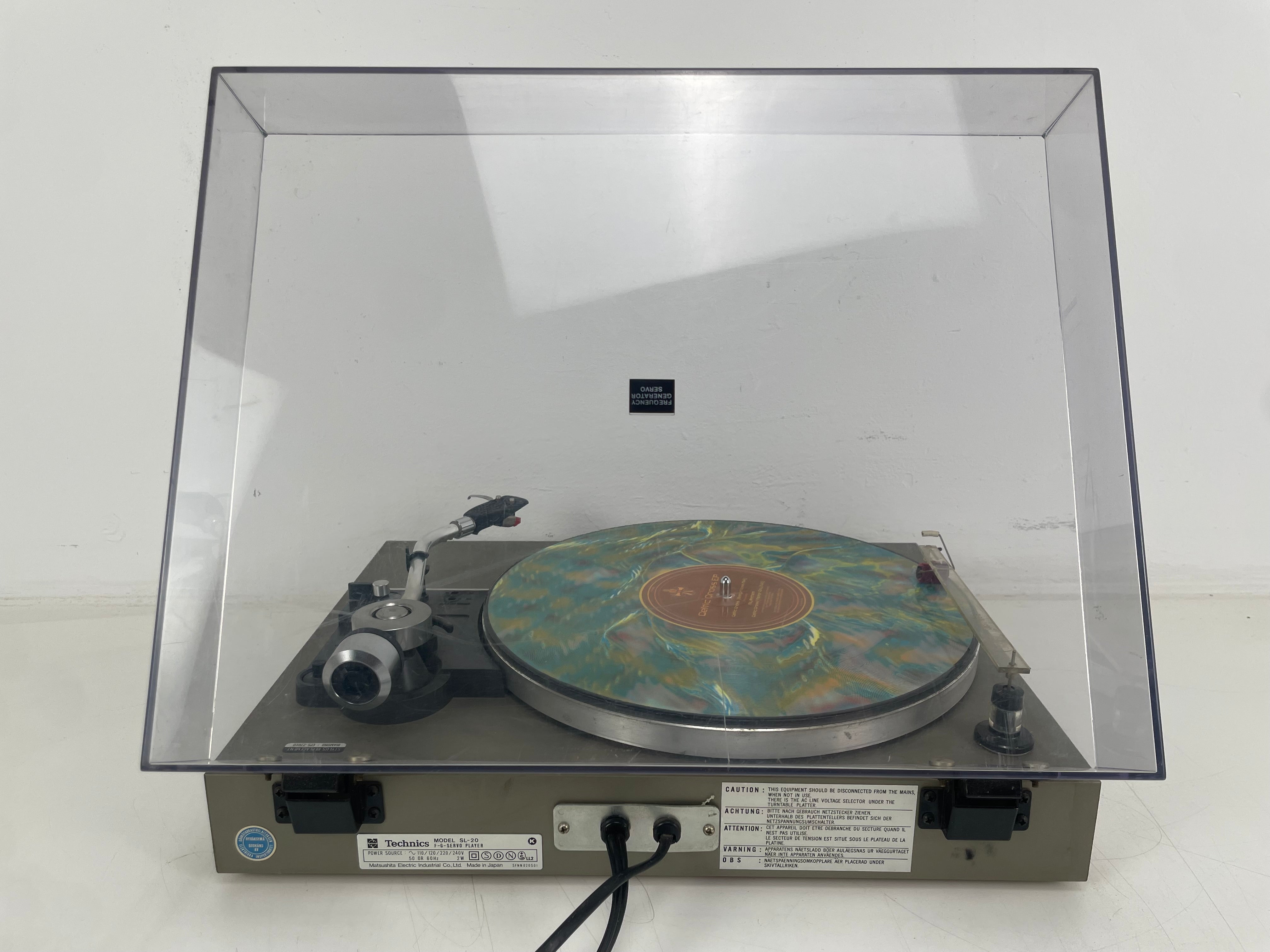 Technics - SL-20 - Belt-Drive Turntable - AT-10 stylus - Inc. Dustcover/Dust-Bug