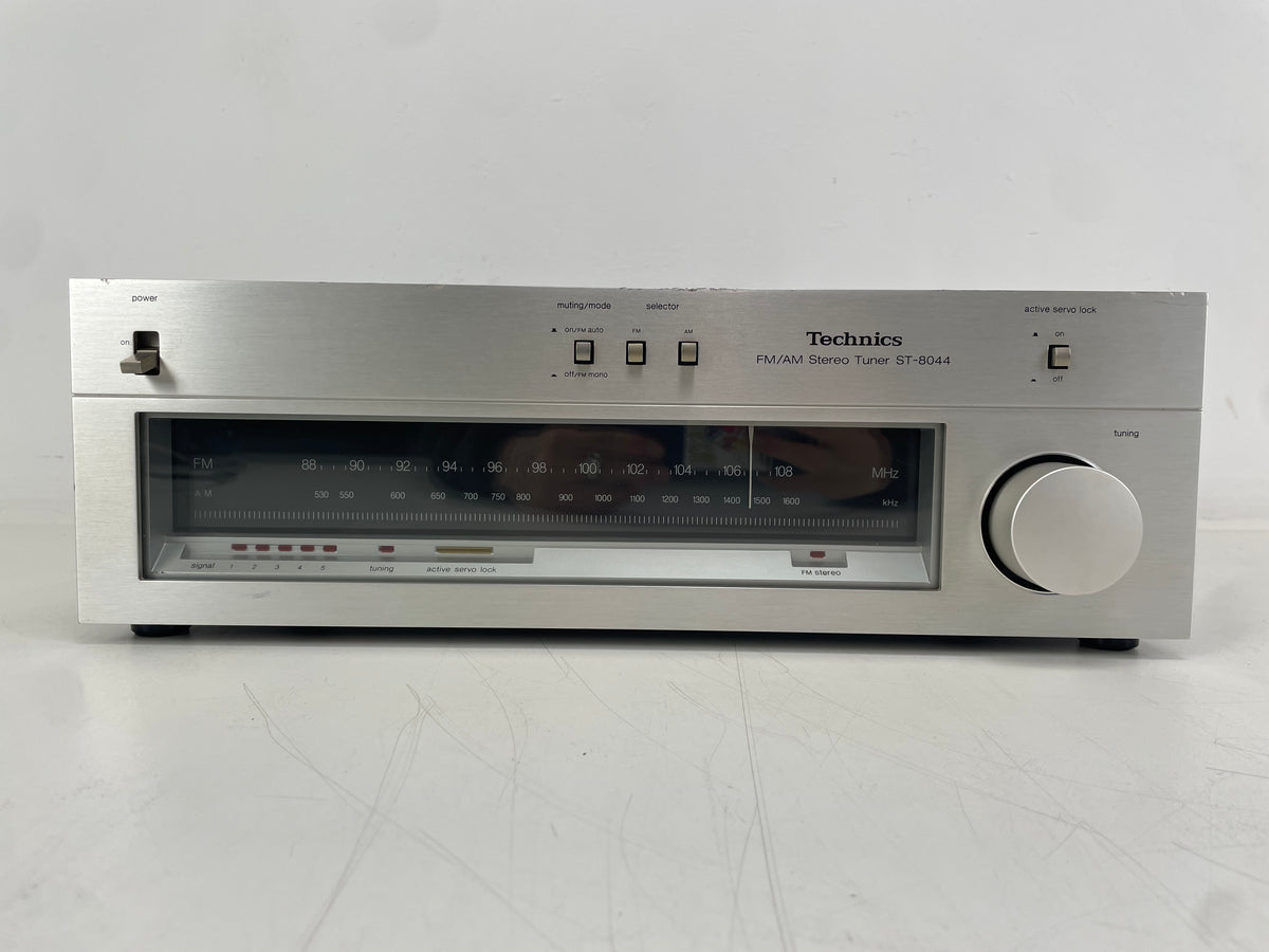 Technics – ST-8044 – FM/AM Stereo Tuner