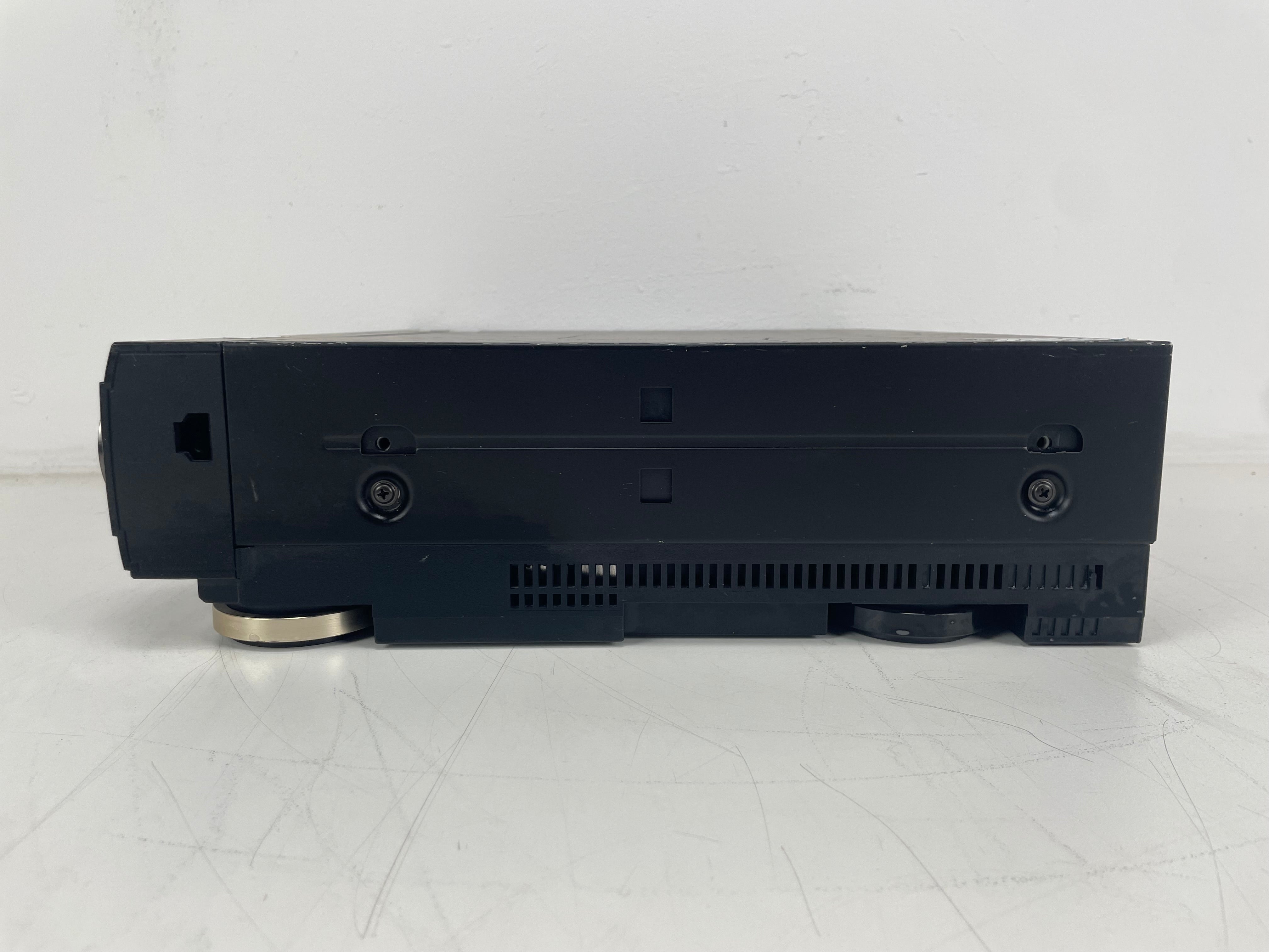 Panasonic - NV-FS200 - HQ - S-VHS - Video Cassette Recorder