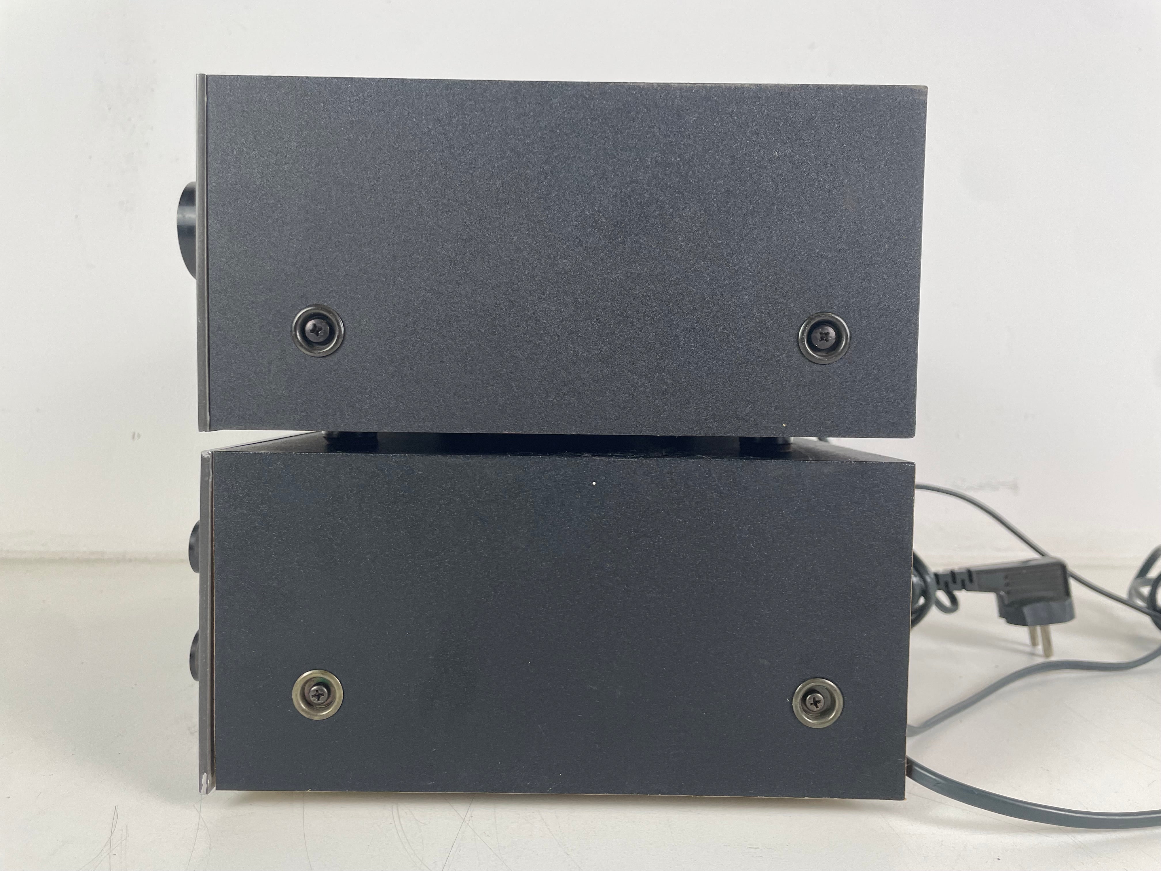 Akai - AT-2200/AM-2200 - Amplifier/Tuner Set - Serviced (Repaired/Cleaned)