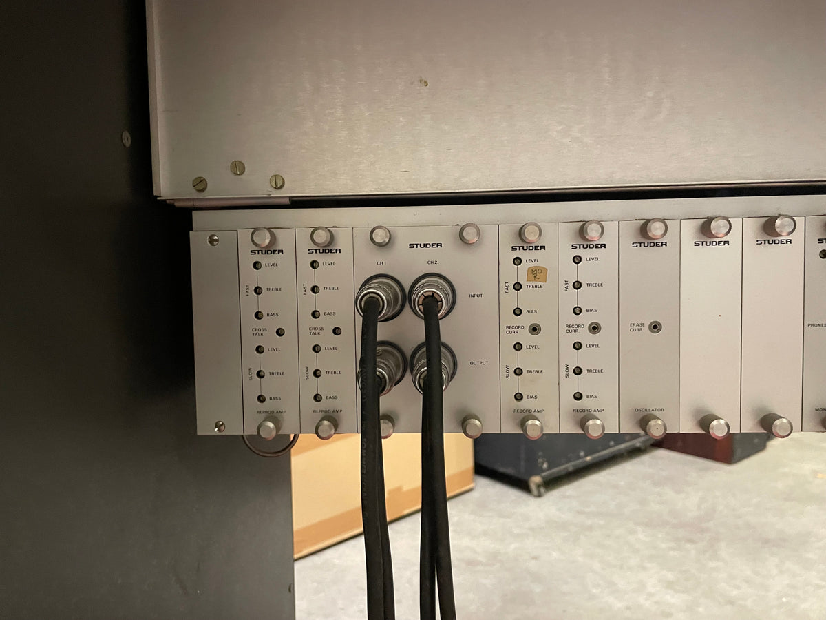 Studer – A80-R – Professional 2-Track Master Tape Recorder – With Console