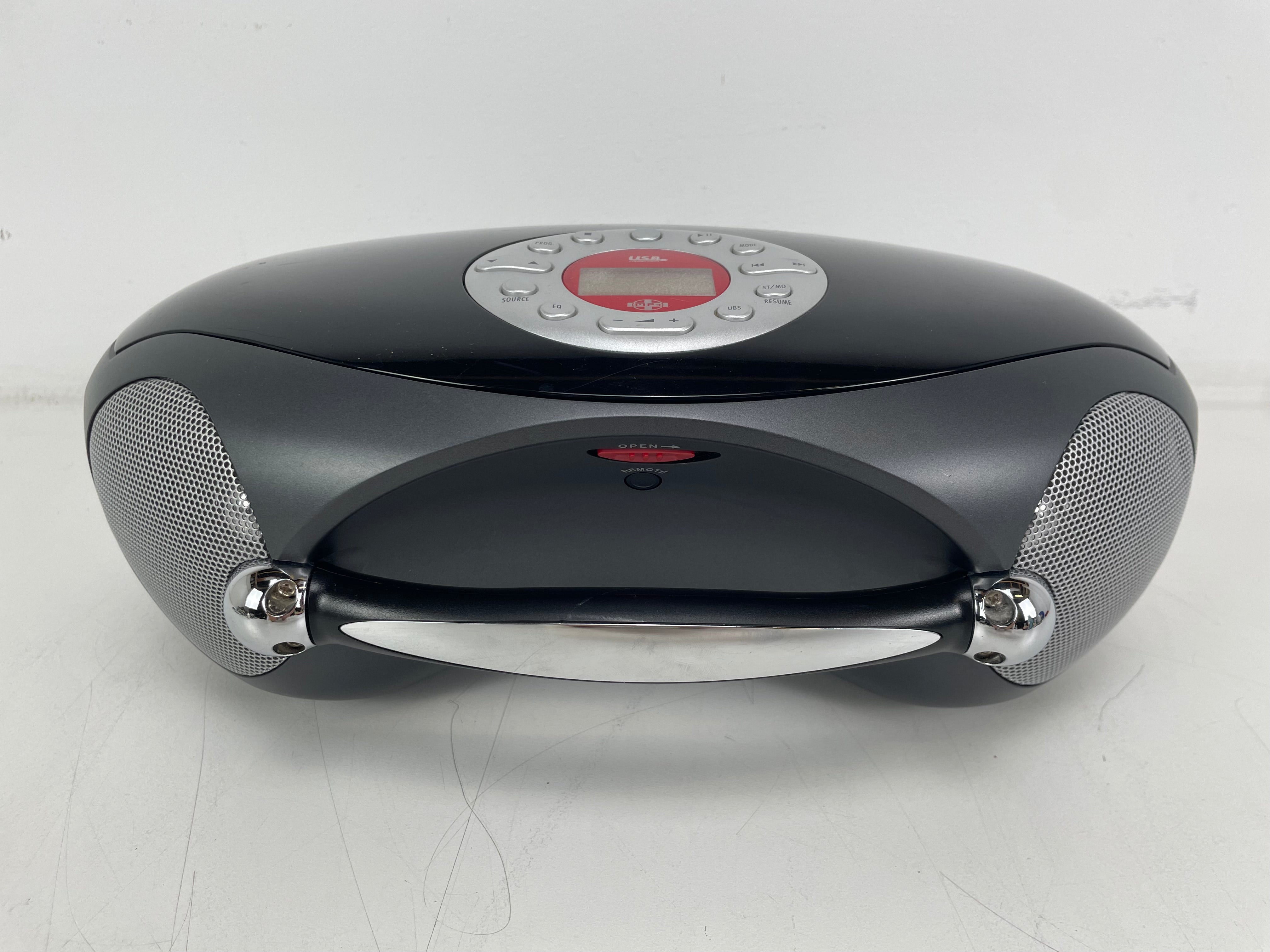 Grundig - Beezz - RCD 6800 DEC/A - Portable Radio/CD/SD/USB-Player