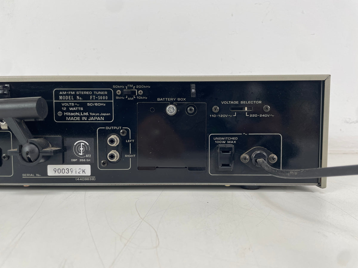Hitachi – FT-5000 – Quartz Digital Synthesizer AM/FM Stereo Tuner