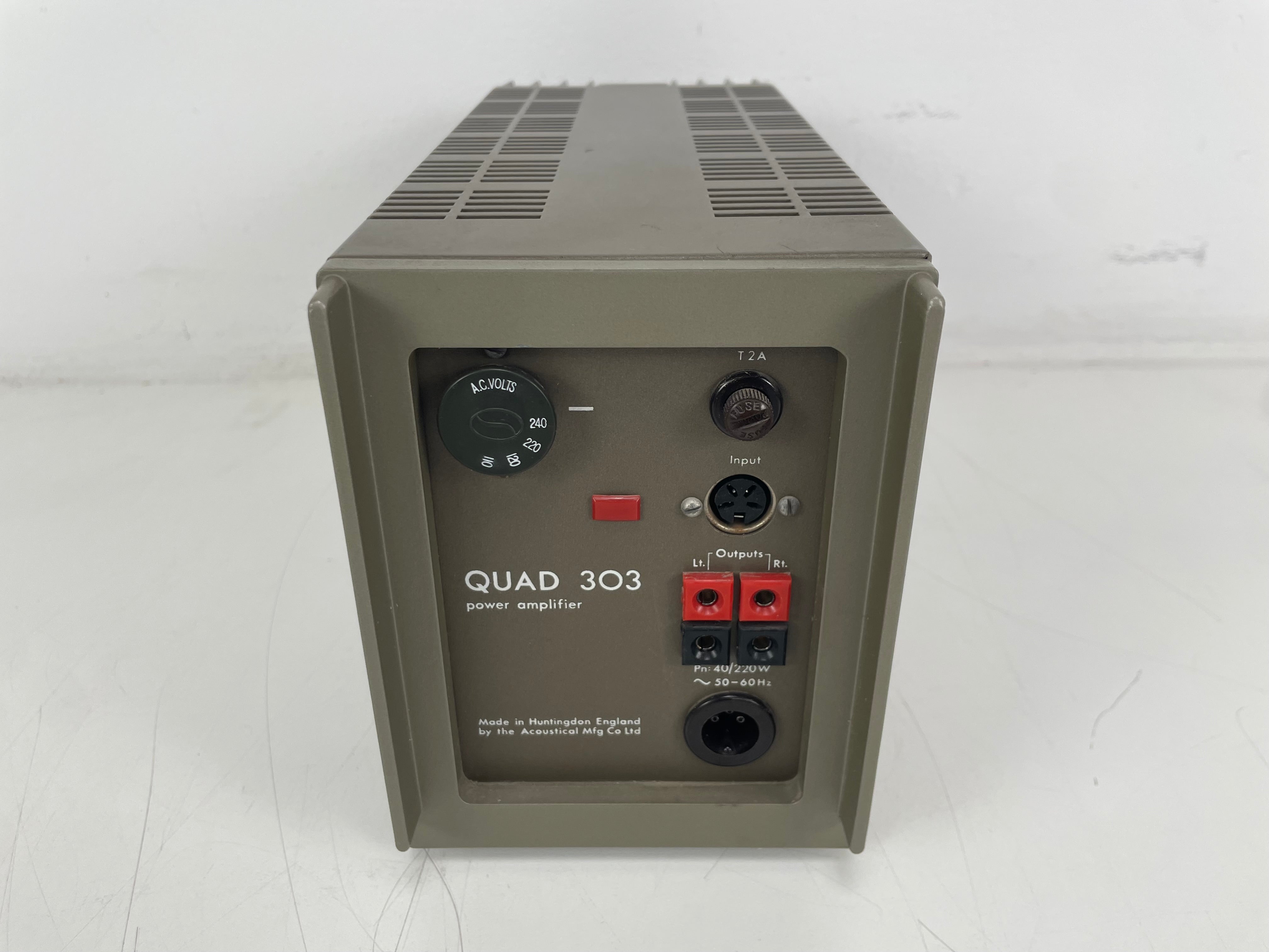 Quad 33 / FM3 / 303 – Pre-Amplifier, Power Amplifier & Tuner Set – Inc. Cables