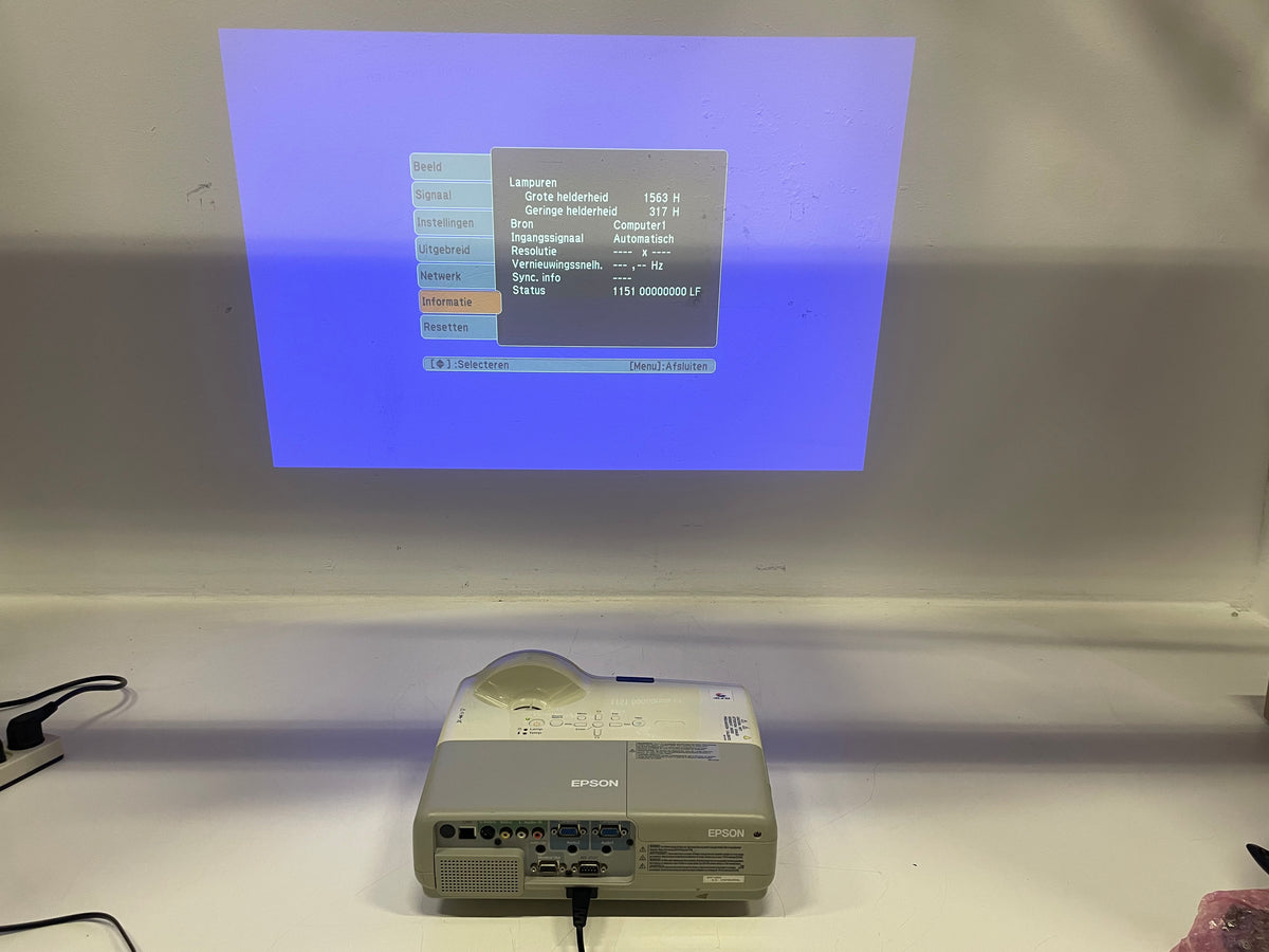 Epson - H281B - Short-Throw LCD Projector - Filter replacement needed - 1880 Hours