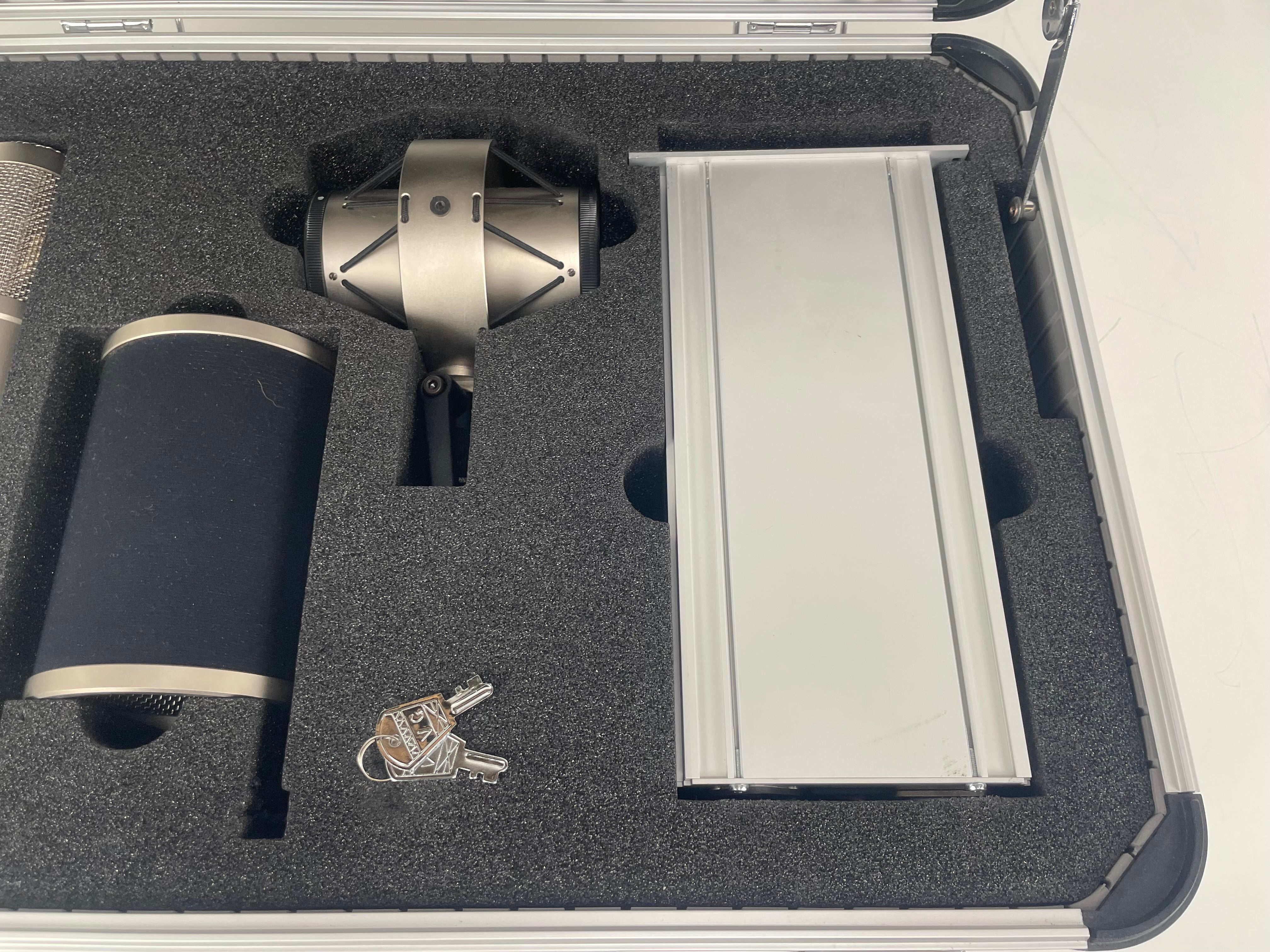 Brauner - VM-1 - Tube Microphone - Mint - Accesoires/Cables/Manual/PSU - 1st owner