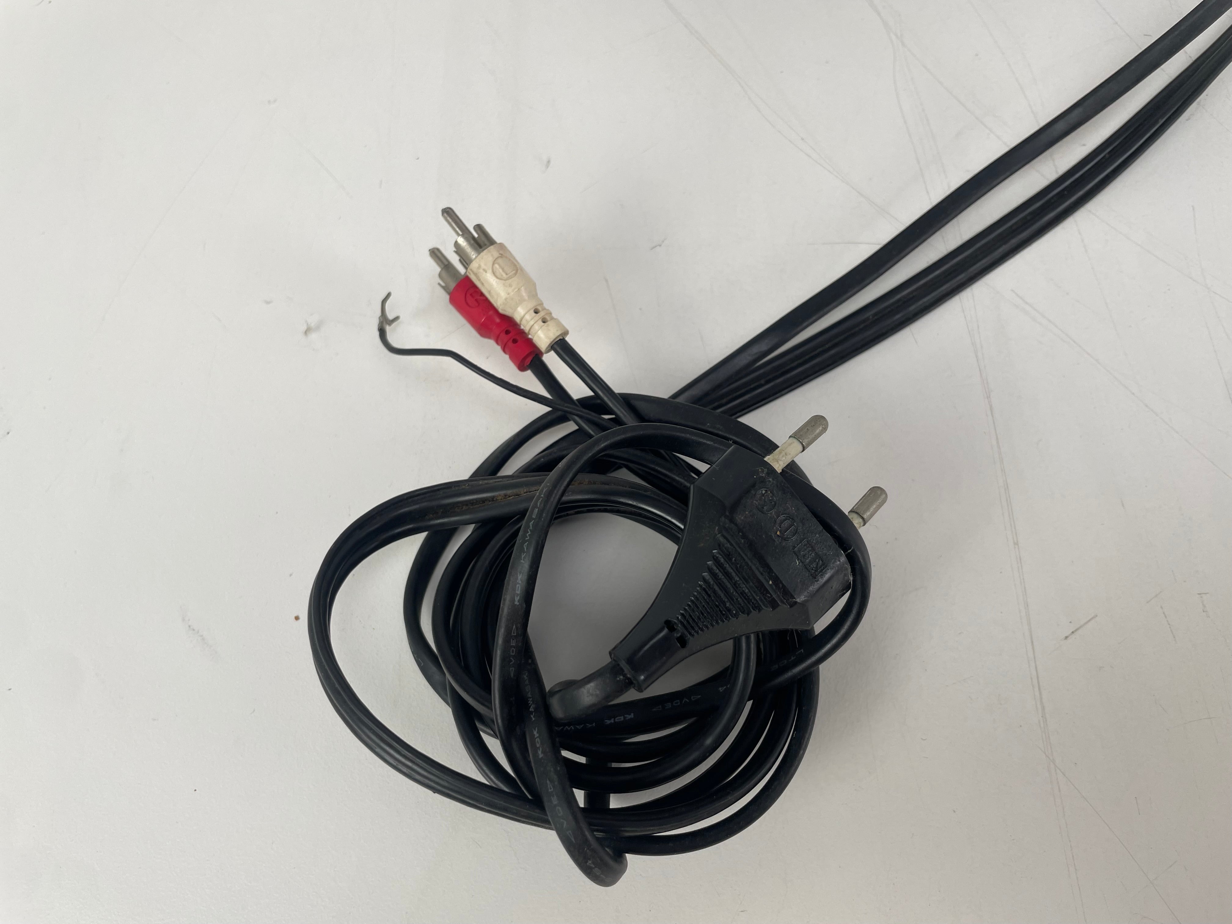 Technics - SL-20 - Belt-Drive Turntable - AT-10 stylus - Inc. Dustcover/Dust-Bug