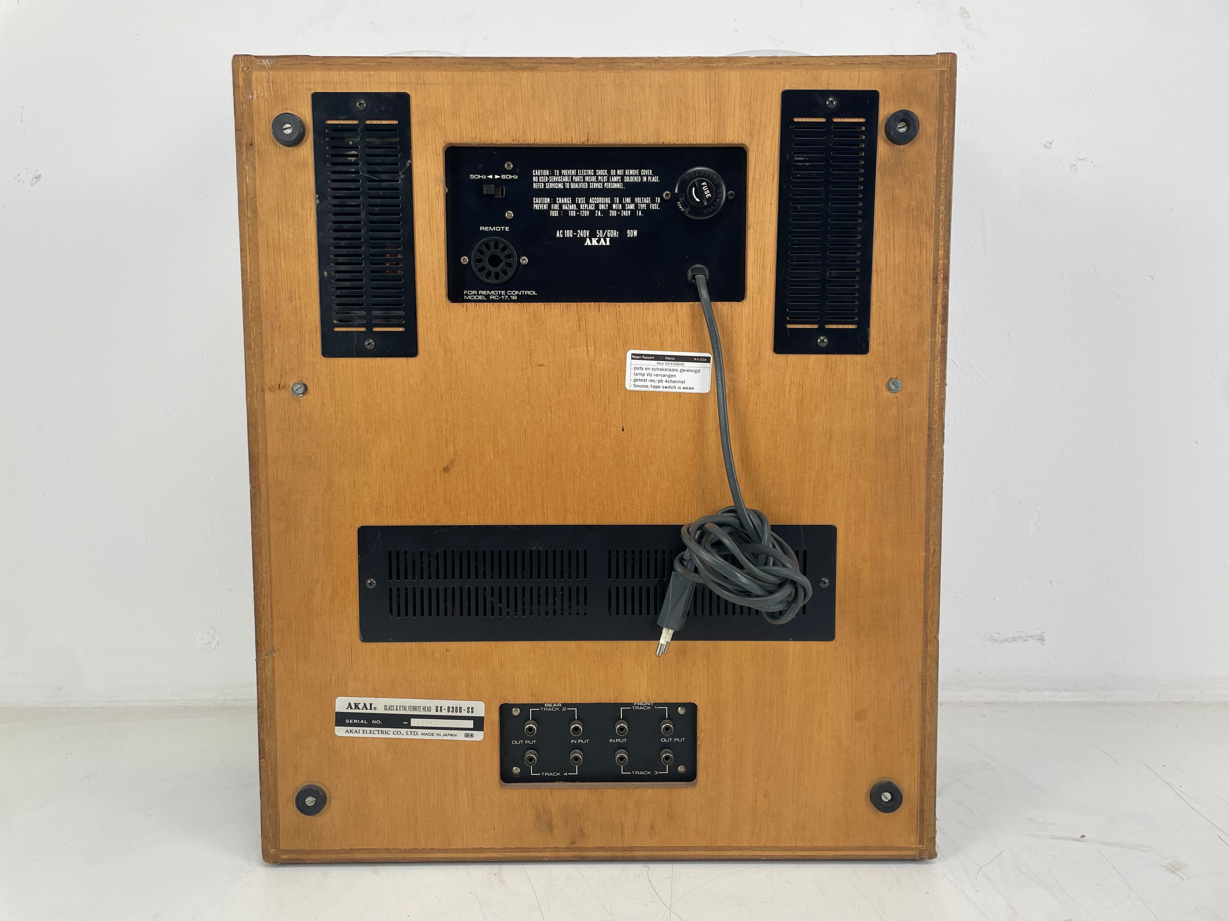 Akai - 630DD-SS - Reel-to-Reel Recorder - 3-Head - Direct Drive - Serviced (Cleaned/New Lamps)