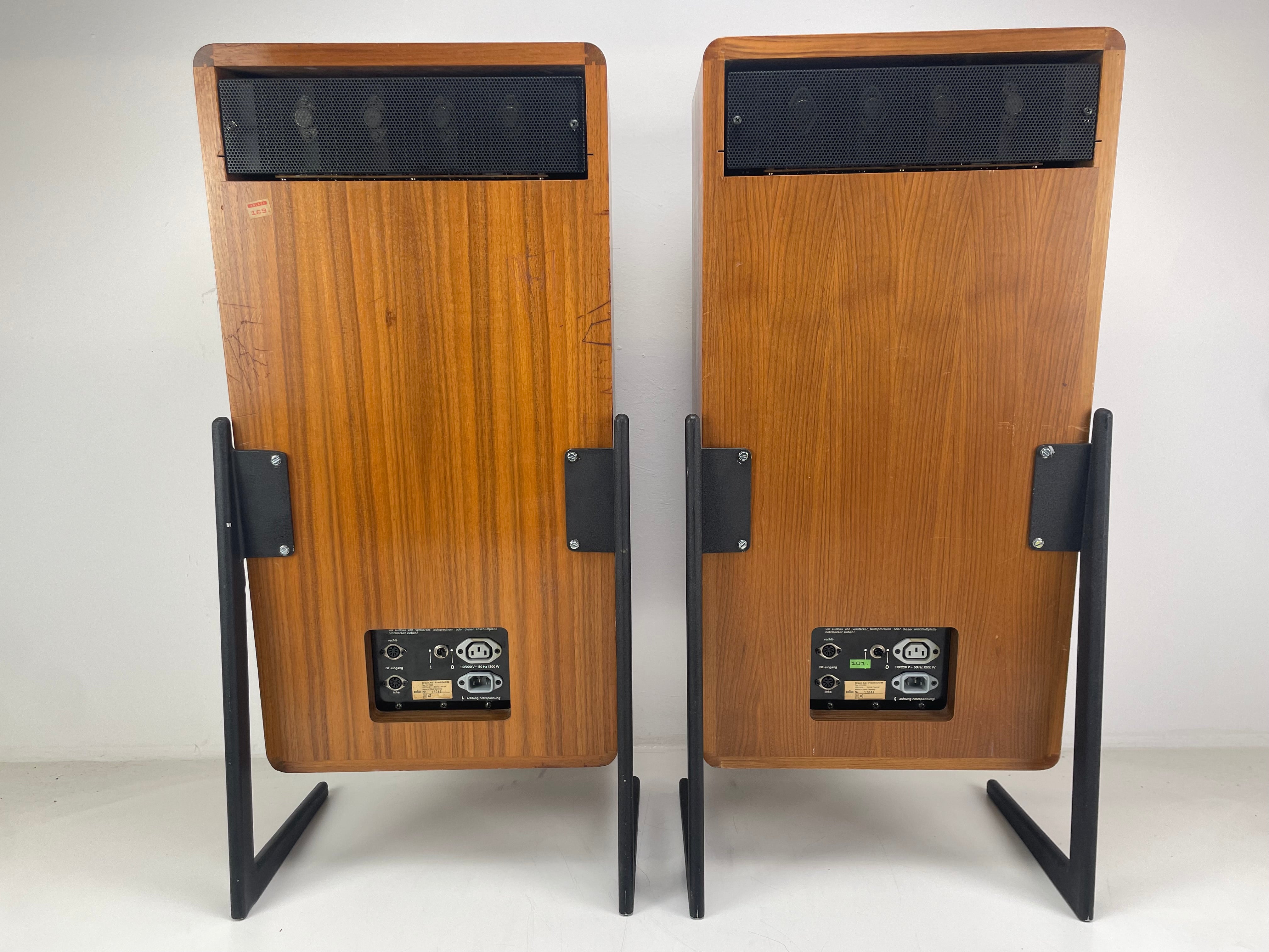 Braun - LV1020 - Active Studio Monitors - Inc. Powercables