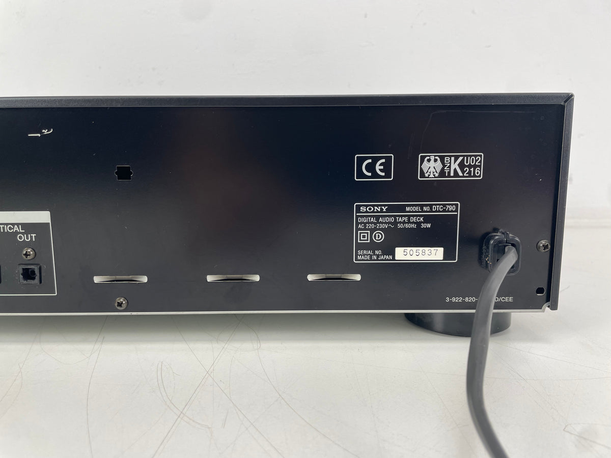 Sony – DTC-790 – DAT Recorder – Serviced (Repaired)