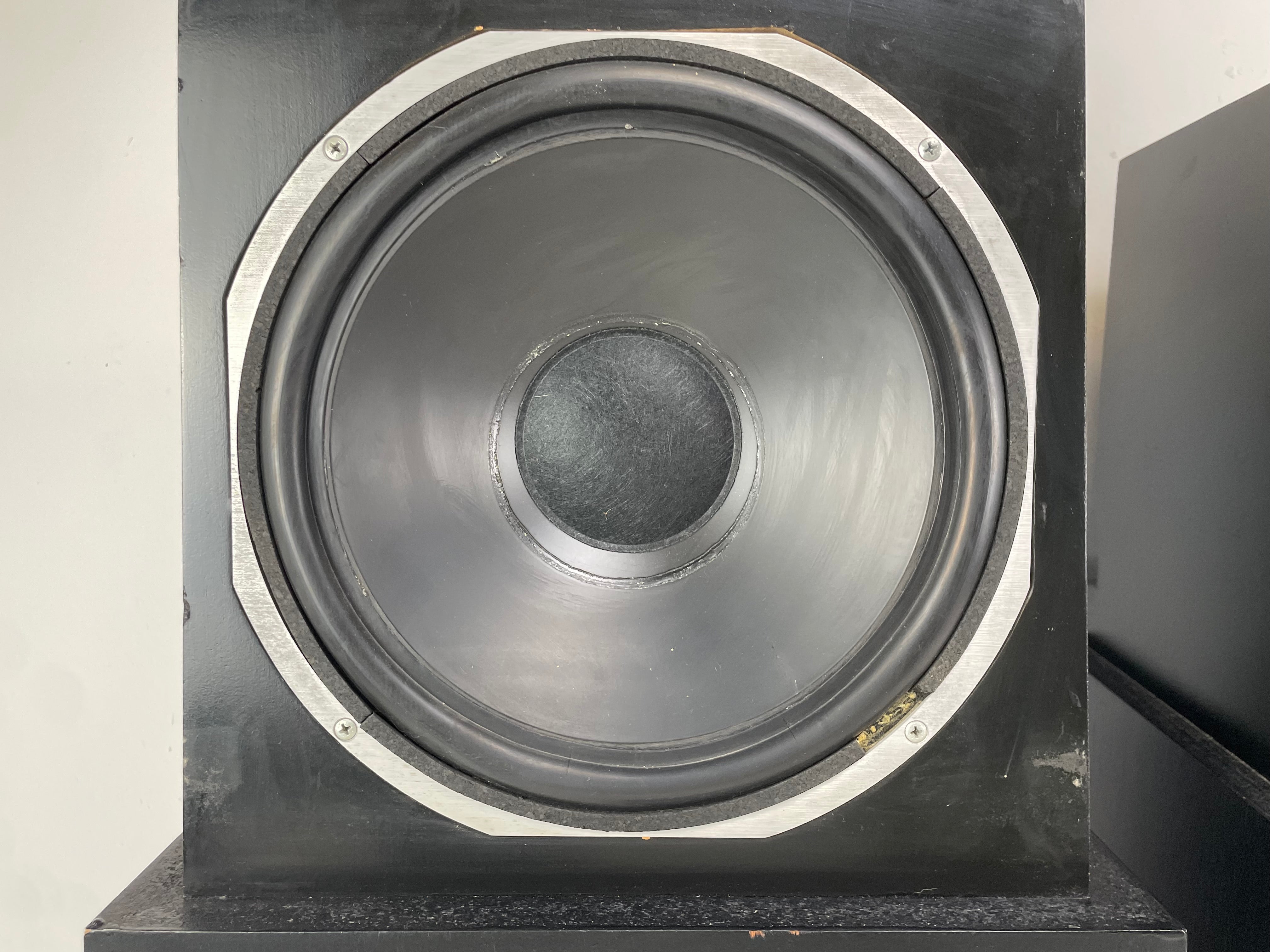 ESS - AMT 1D - Floorstanding Omni-Directional Speakers