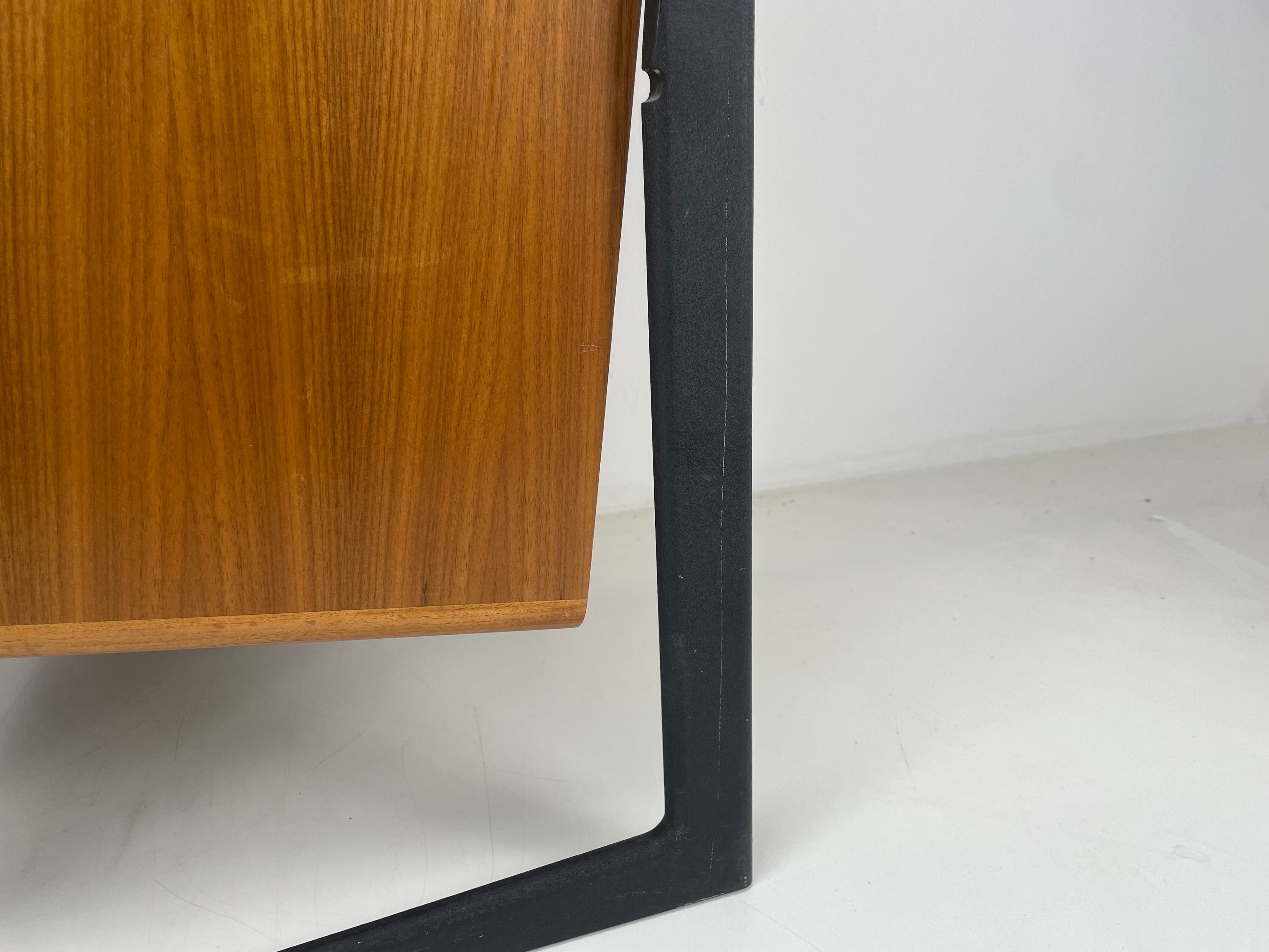 Braun - LV1020 - Active Studio Monitors - Inc. Powercables