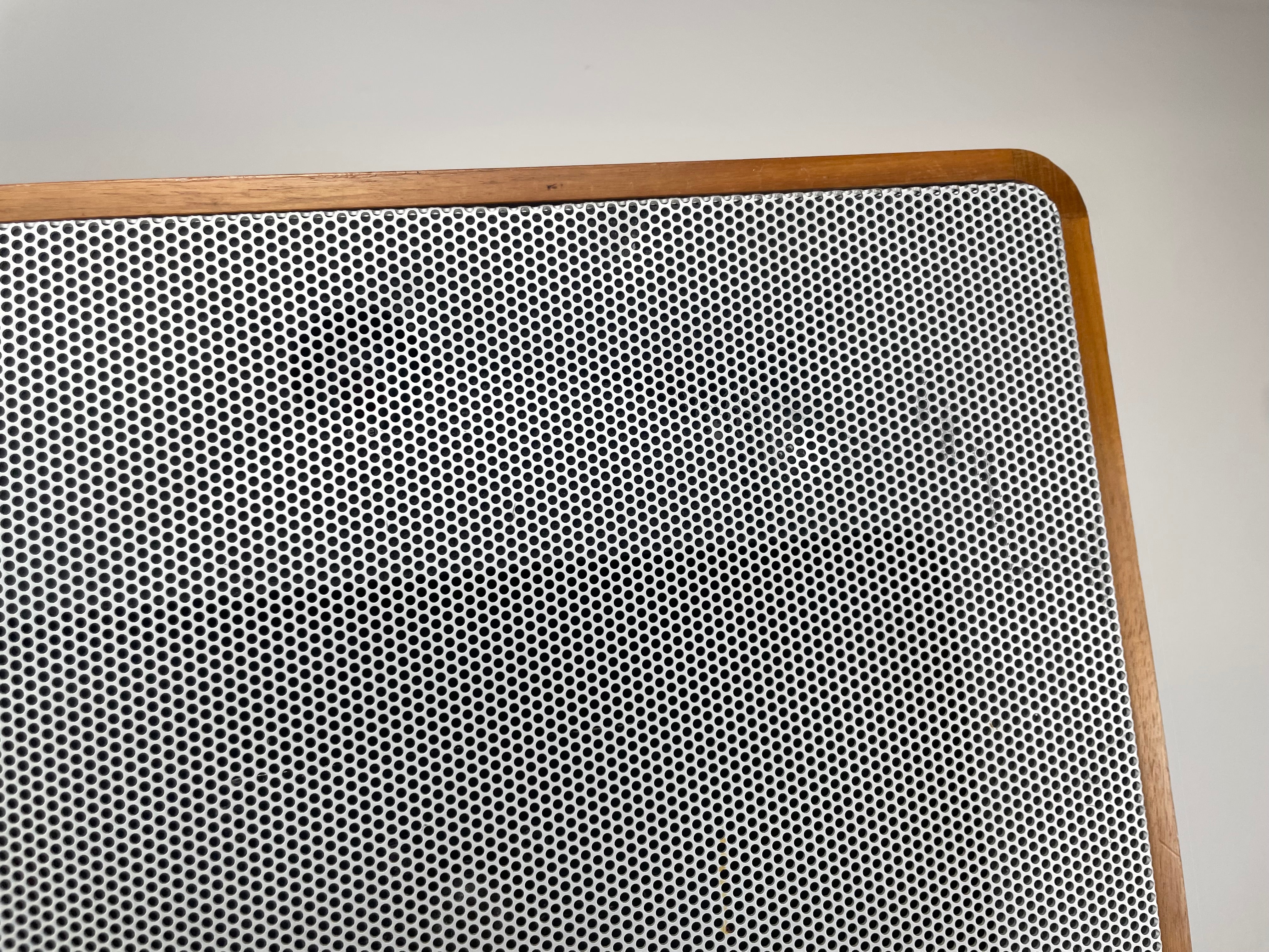 Braun - LV1020 - Active Studio Monitors - Inc. Powercables