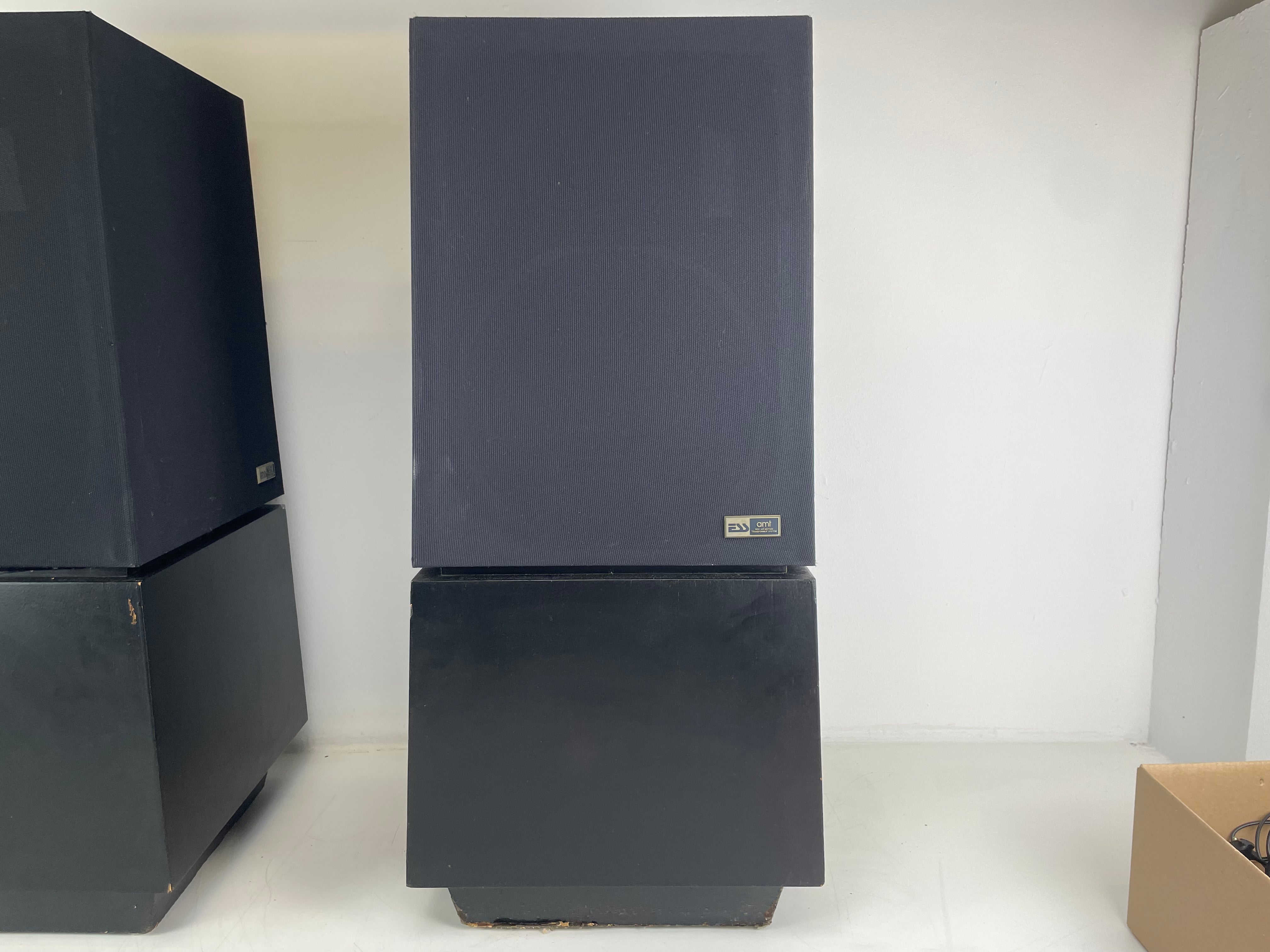ESS - AMT 1D - Floorstanding Omni-Directional Speakers